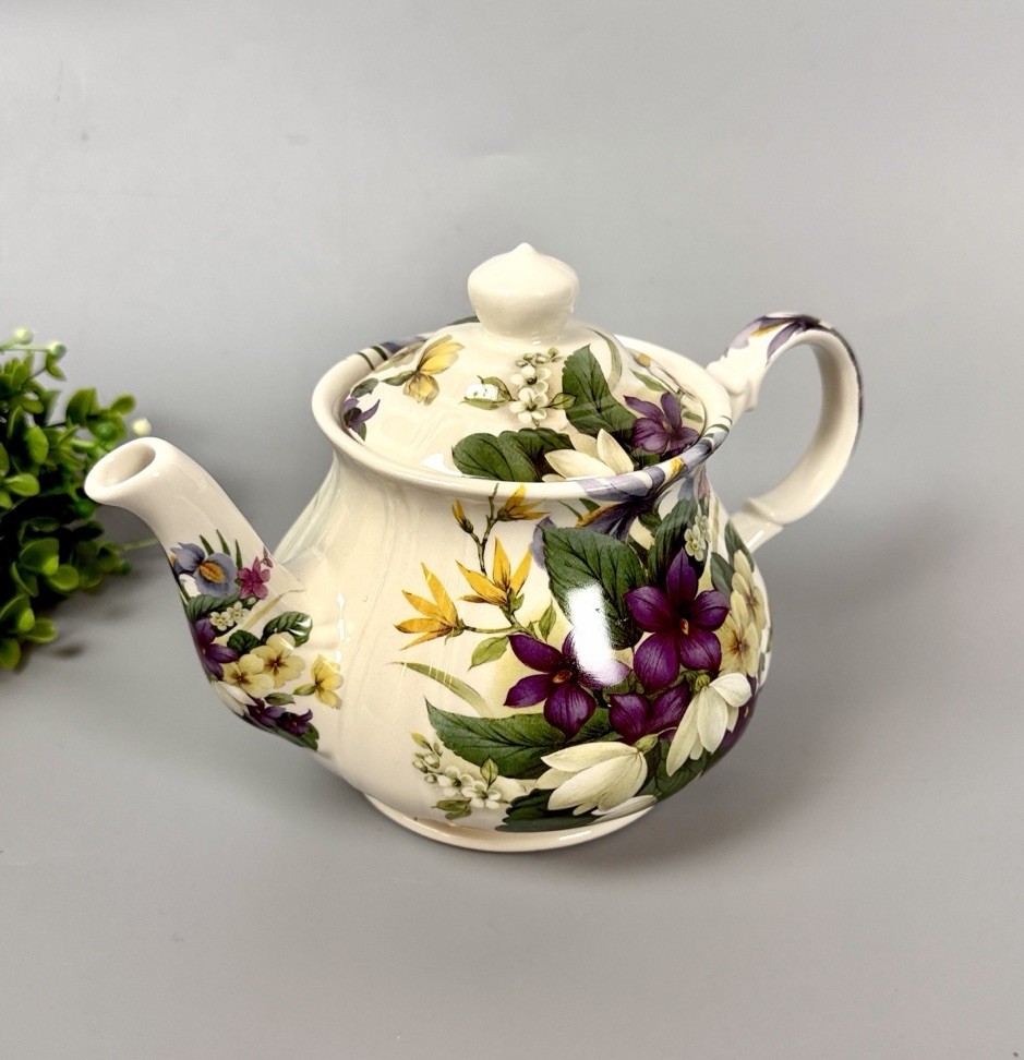 Sadler Duchess Pattern Teapot England Porcelain Violets Flowers 32oz Vintage Sadler Duchess Pattern Teapot England Porcelain Violets Flowers 32oz Vintage