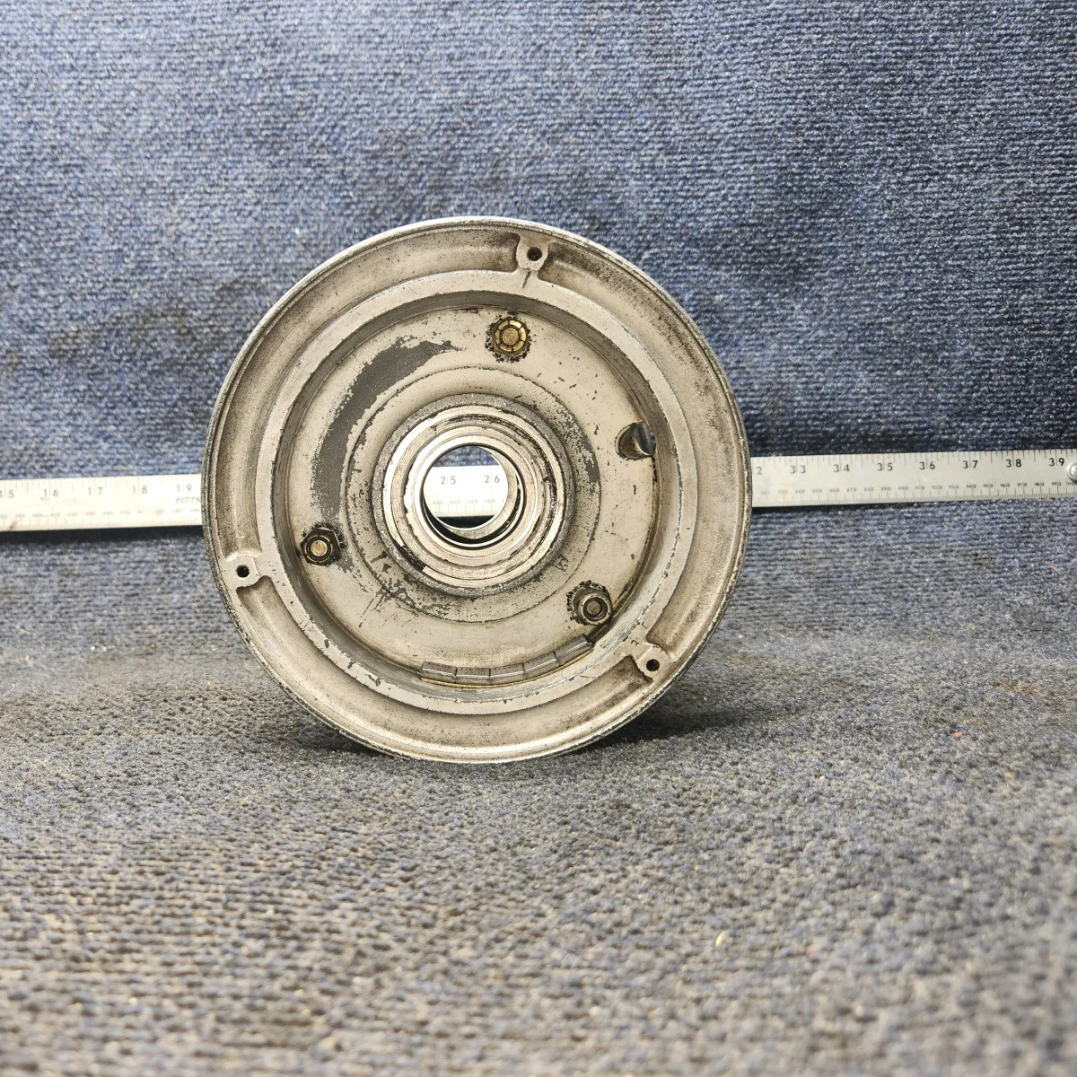 C163001-0103 | Cessna 182G | Main Gear Wheel