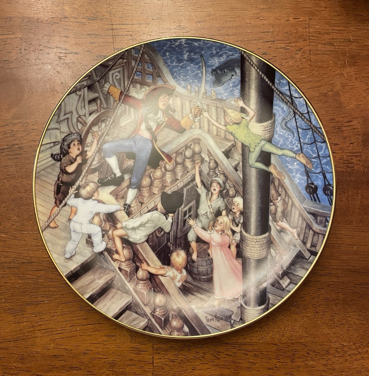 Artaffects Peter Pan “The Encounter” Porcelain Collector Plate 8.5in LE 267A Artaffects Peter Pan “The Encounter” Porcelain Collector Plate 8.5in LE 267A