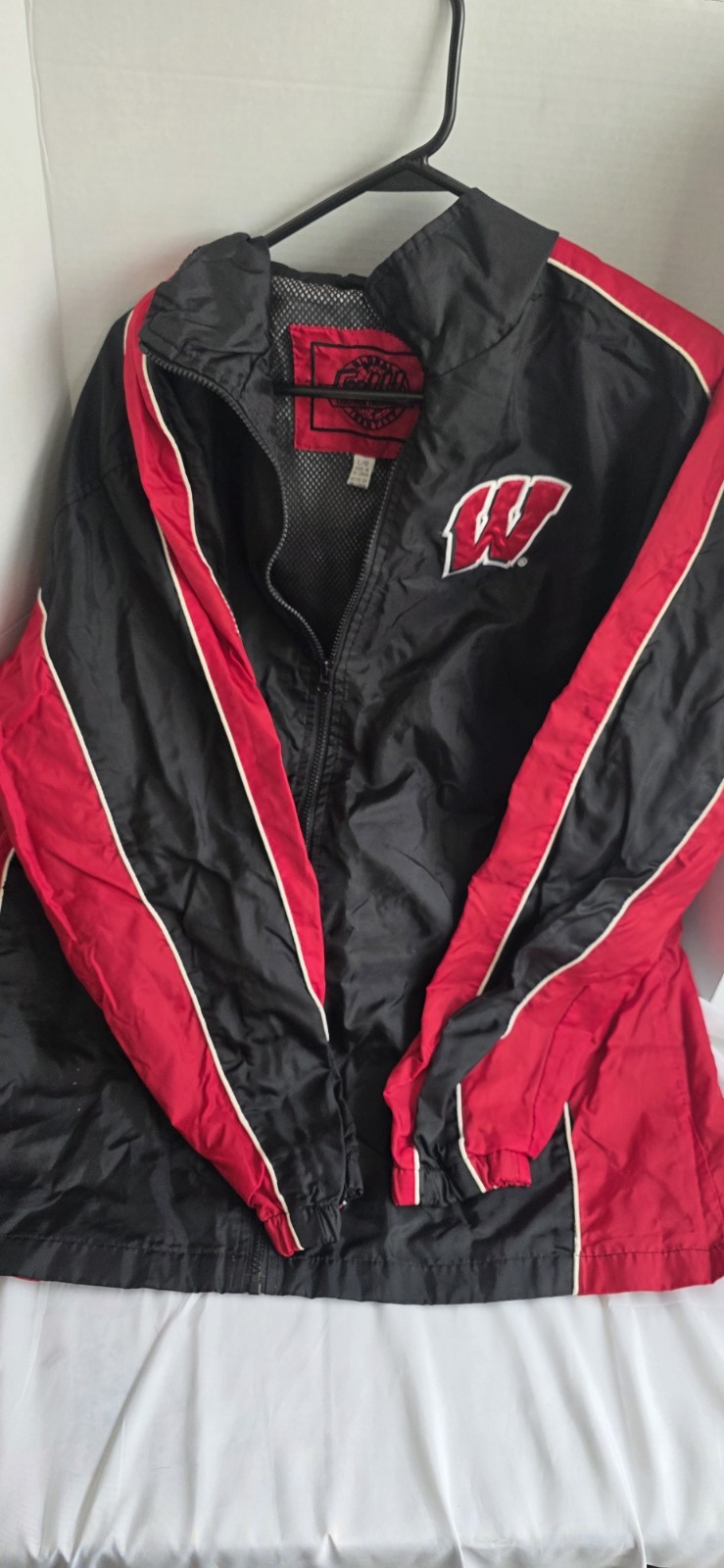 Vintage Wisconsin Badgers G-III Global Identity Windbreaker Jacket Large NCAA