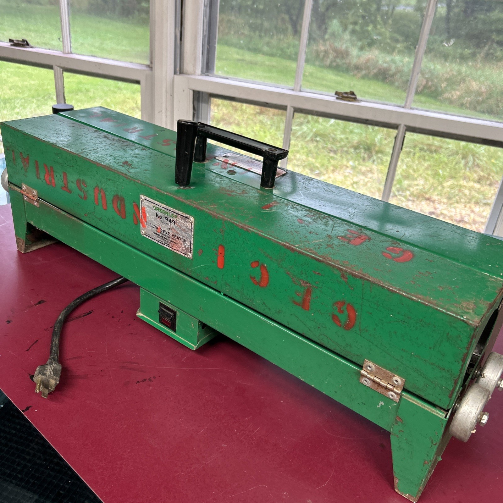 Used Greenlee 849 Electric PVC Heater Bender 1/2 Used Greenlee 849 Electric PVC Heater Bender 1/2