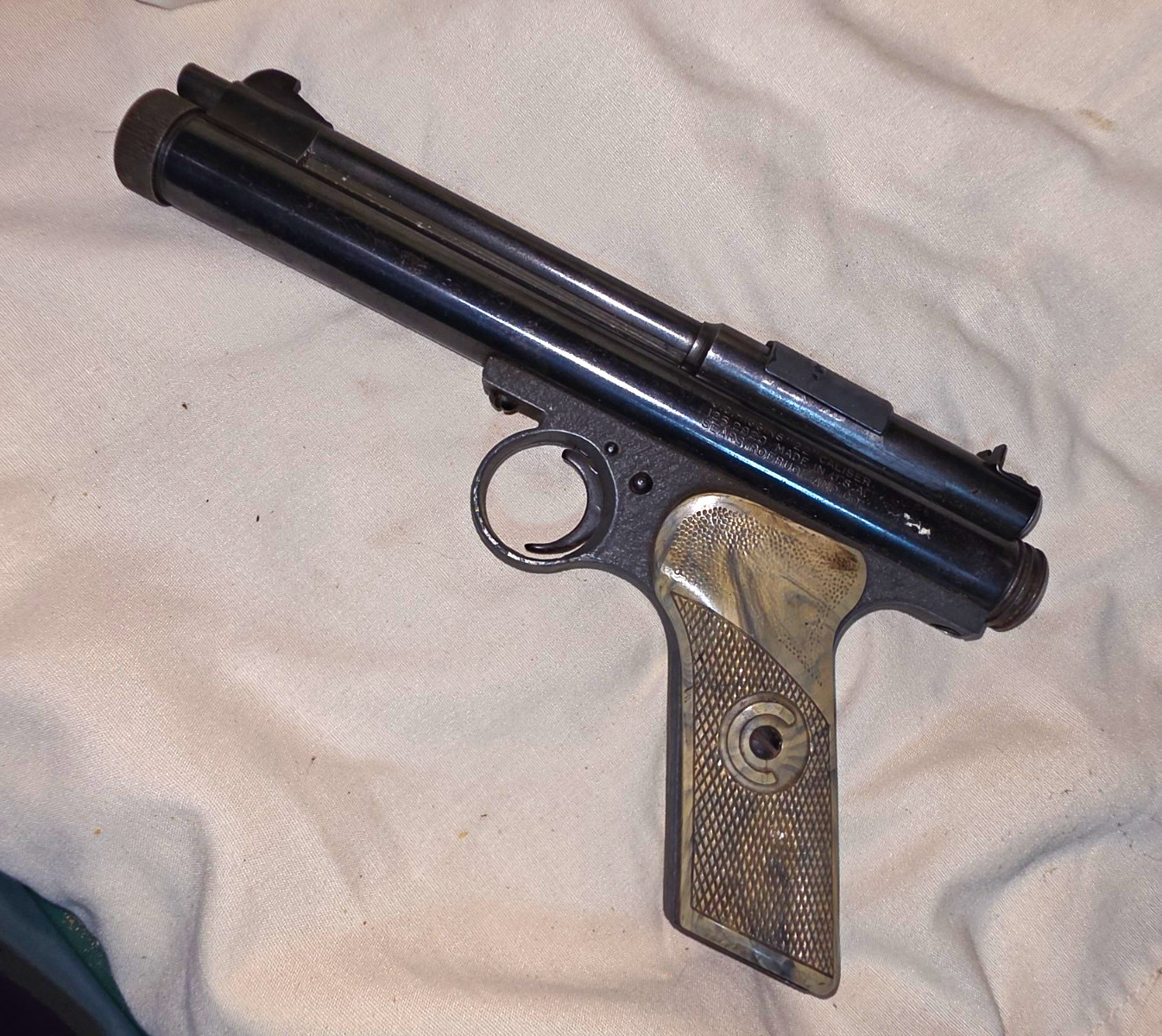 VINTAGE JC HIGGINS/SEARS ROEBUCK 126.2920 Pellet Gun. Great Condioton & Original