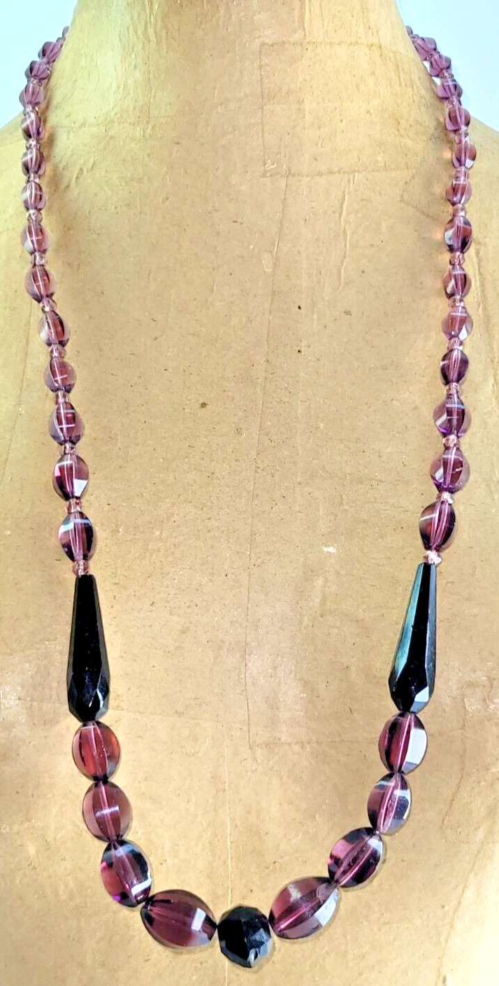 Restrung Antique Czech Amethyst Purple Optic Art Glass Crystal Bead Necklace 34\
