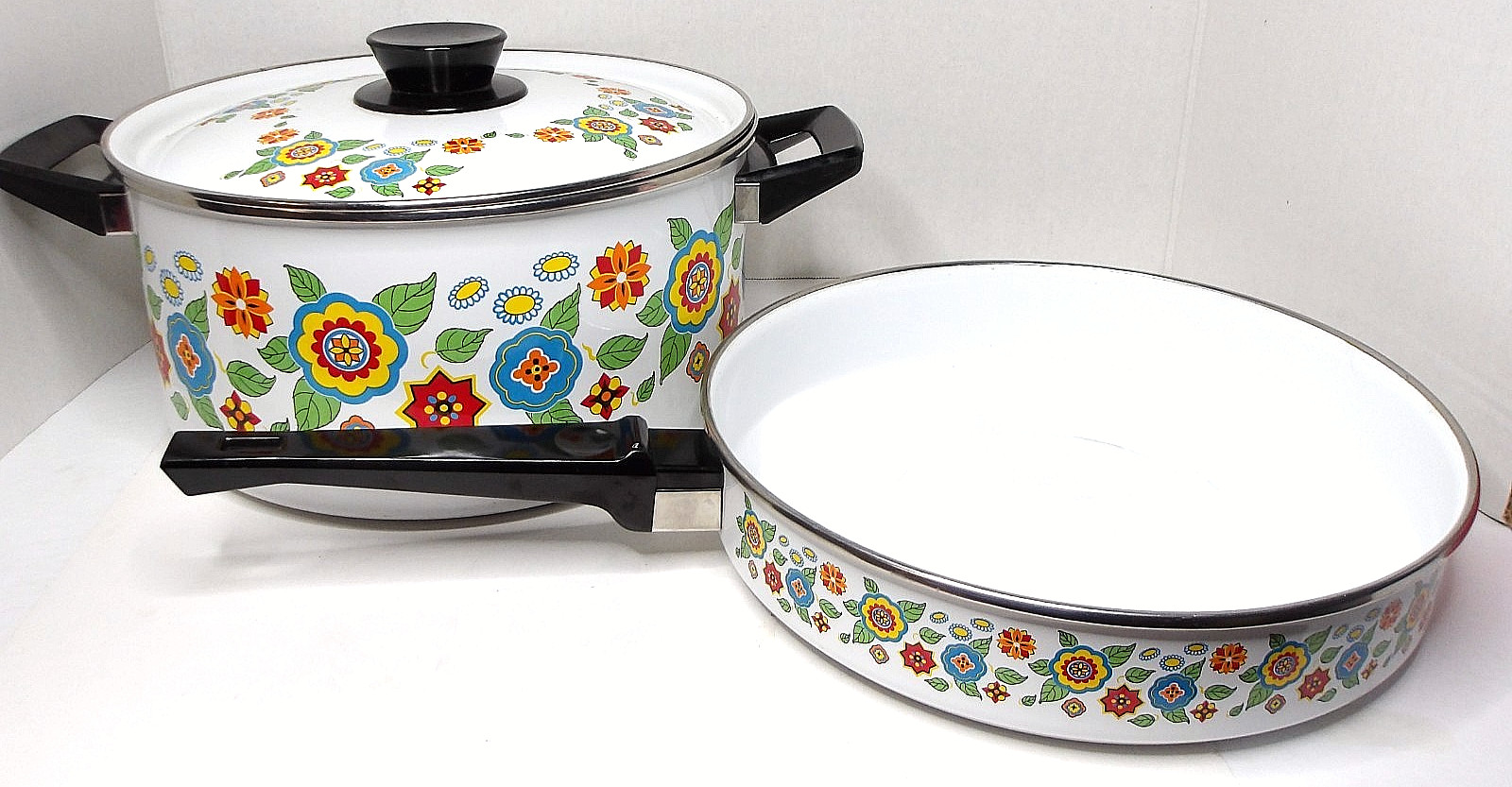Vintage Hacienda Double Pot/Pan Set, Enamelware, Retro Floral Vintage Hacienda Double Pot/Pan Set, Enamelware, Retro Floral