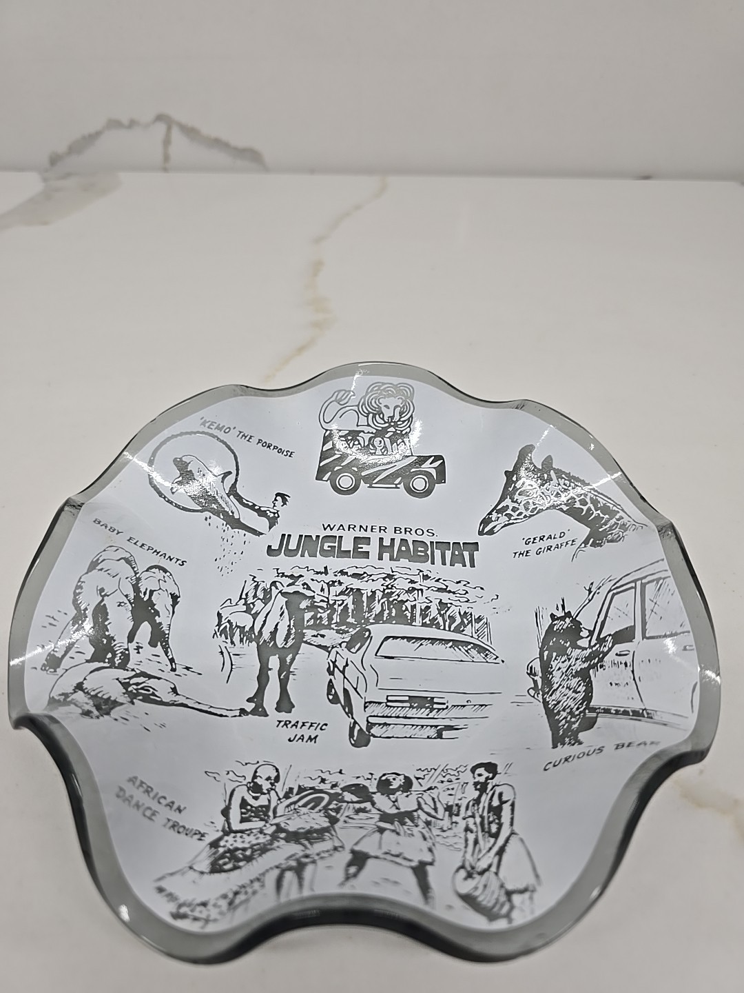 Warner Bros Jungle Habitat Wavy Glass Collectors Plate Vintage Warner Bros Jungle Habitat Wavy Glass Collectors Plate Vintage