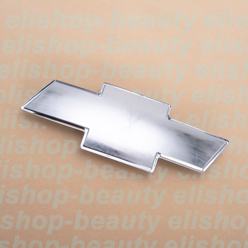 NEW 1999-02 Silverado 2000-06 Tahoe Suburban Front Grill emblem Bowtie Silver NEW 1999-02 Silverado 2000-06 Tahoe Suburban Front Grill emblem Bowtie Silver