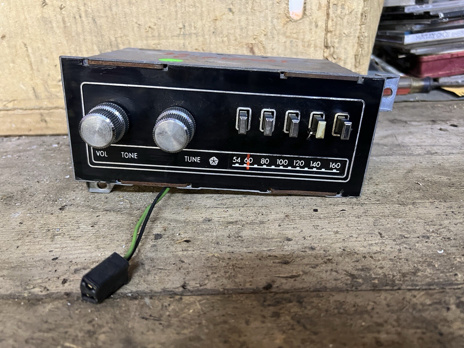 1972-1980 VINTAGE/CLASSIC CHRYSLER/DODGE AM RADIO STEREO UNIT OEM 1972-1980