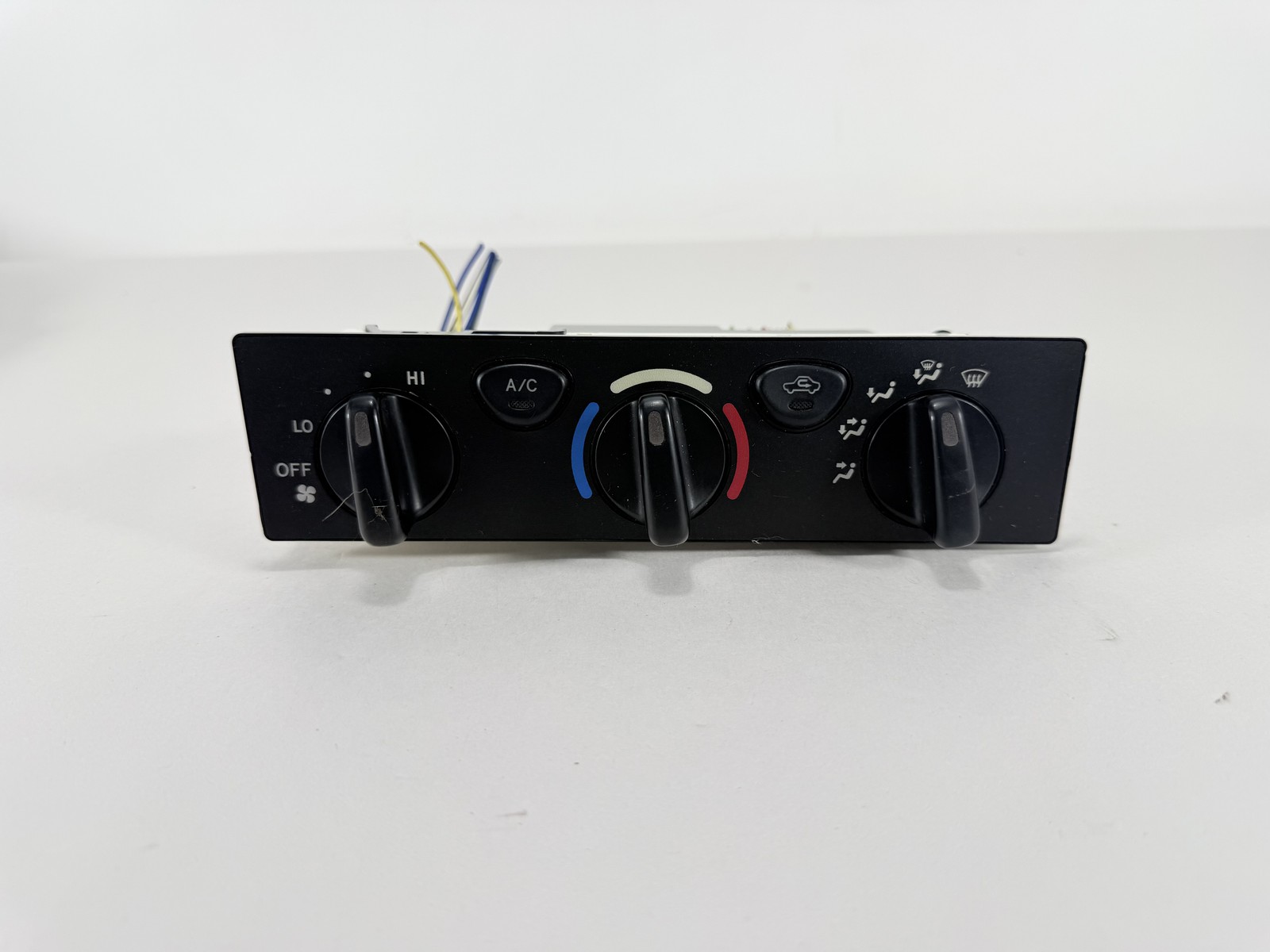 2001-2004 Toyota Tacoma AC Heater Climate Control Unit 55912-35030 OEM