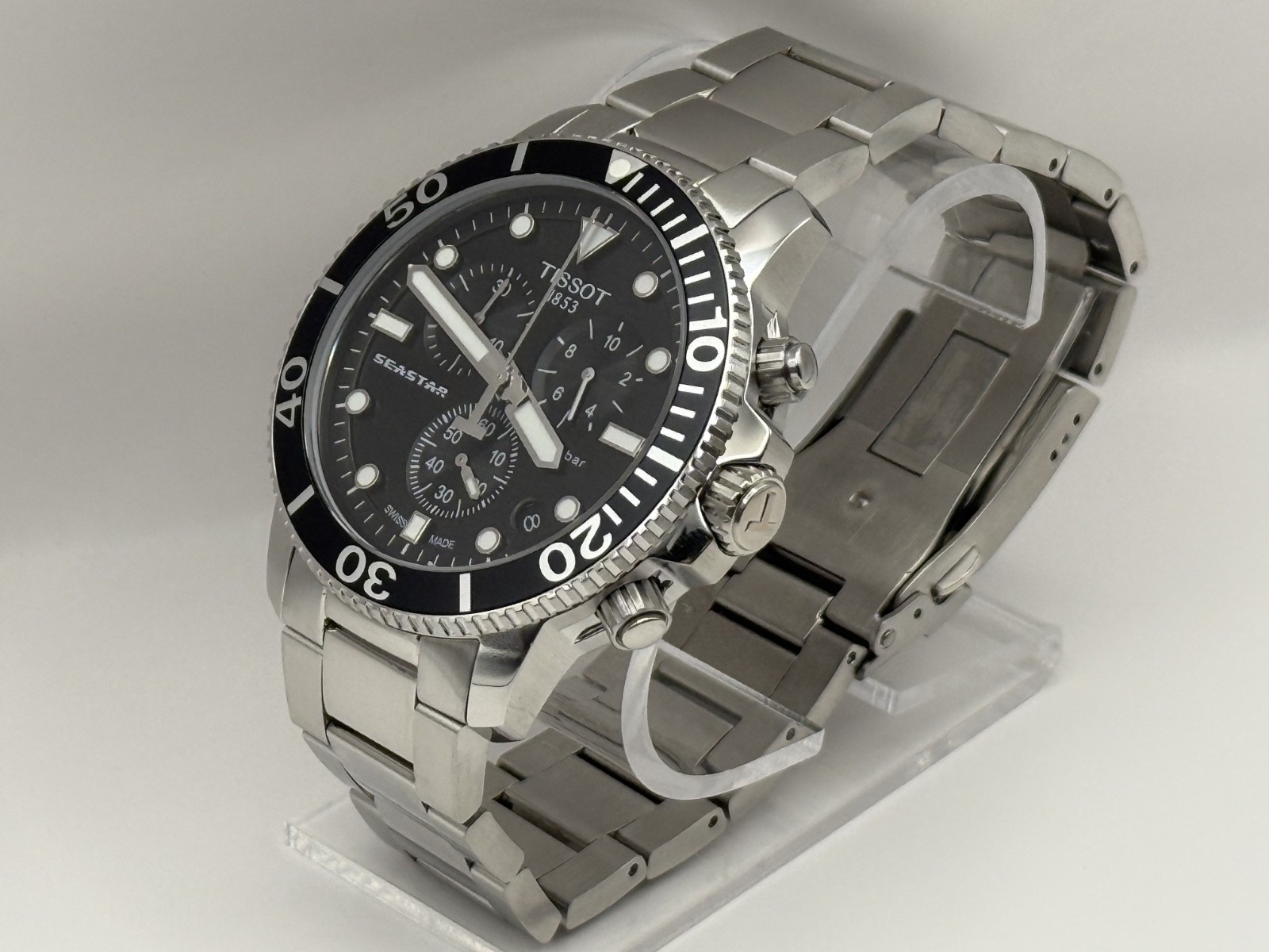 Tissot Seastar 1000 Men\'s Black Watch  45.5 mm - T120.417.11.051.00