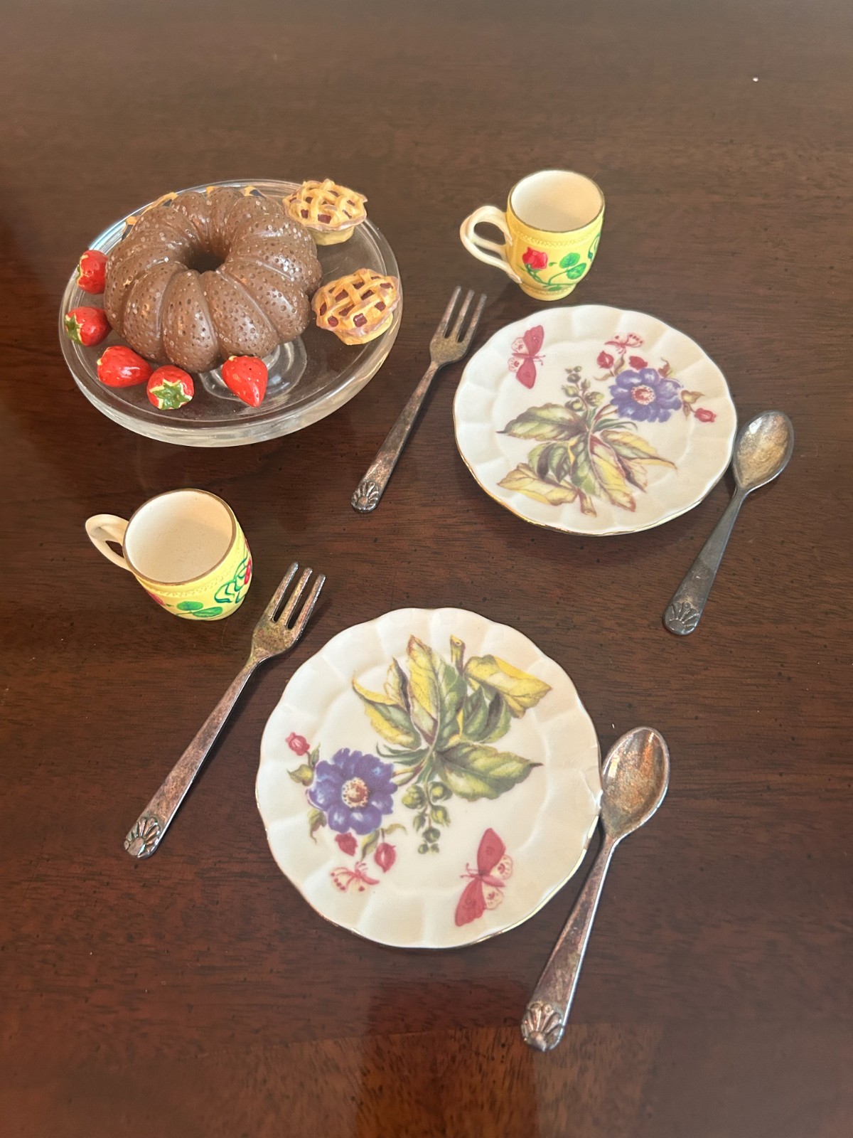 AMERICAN GIRL Vintage Pleasant Company Felicity Chocolate Set pieces