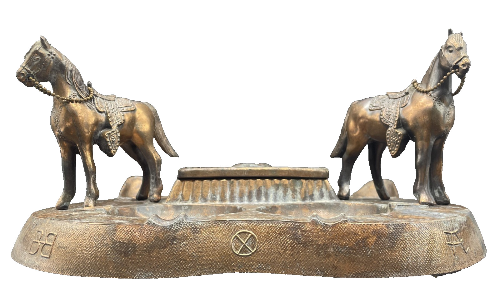 Vintage Cast Western, Equestrian Theme Two Horse Double Pipe Rest & Ashtray Vintage Cast Western, Equestrian Theme Two Horse Double Pipe Rest & Ashtray