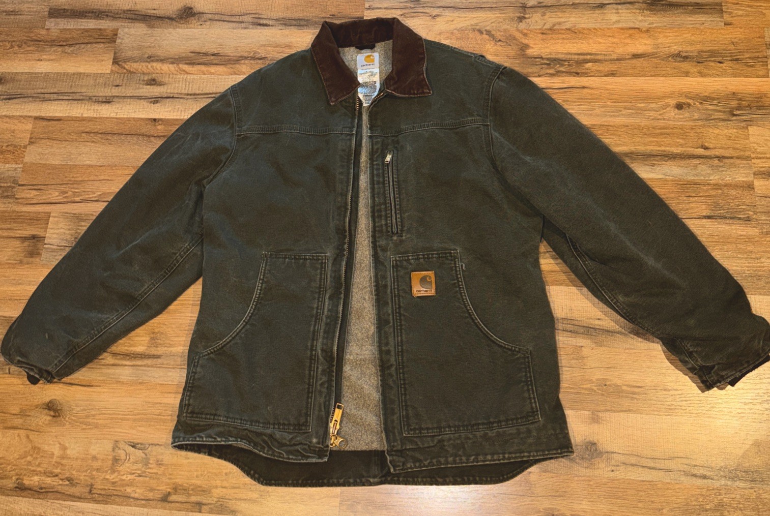 Vintage Carhartt Green Sherpa Lined Work Jacket Coat Mens Medium USA Workwear