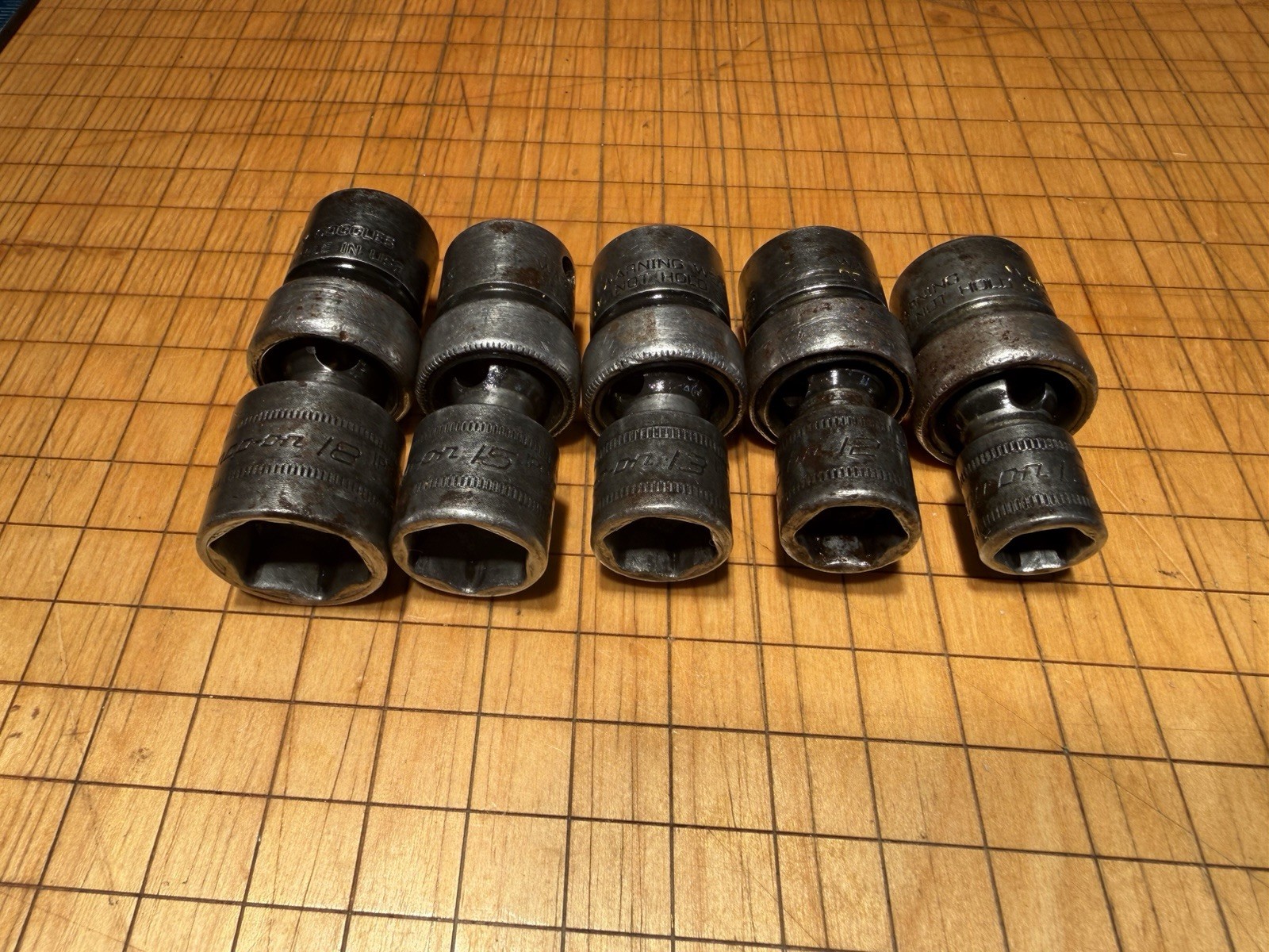 Snap-On Tools USA 3/8 Dr 5 Piece Metric Universal Flex Swivel Sockets Flank Dr