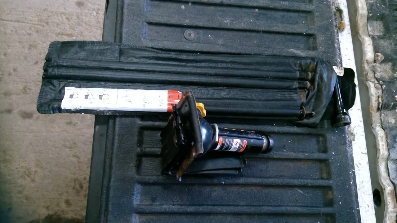 Used Floor Jack fits: 2017 Chevrolet Silverado 1500 pickup Jack Grade A