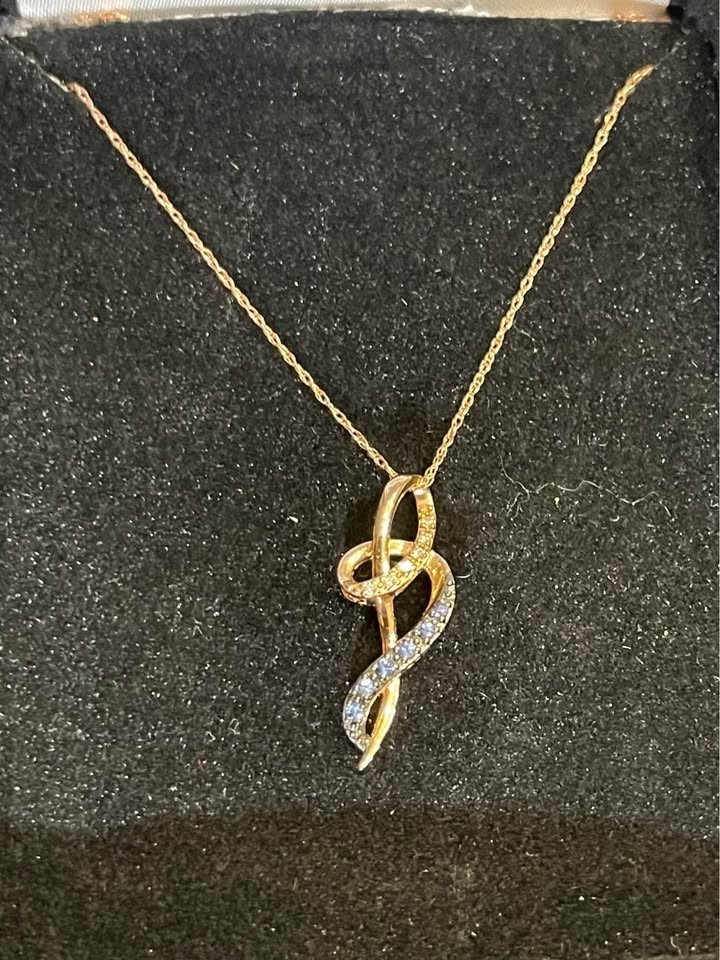 *Beautiful* 14 K Strawberry Gold Le Vian Diamond & Saphire Pendant -Kay Jewelers
