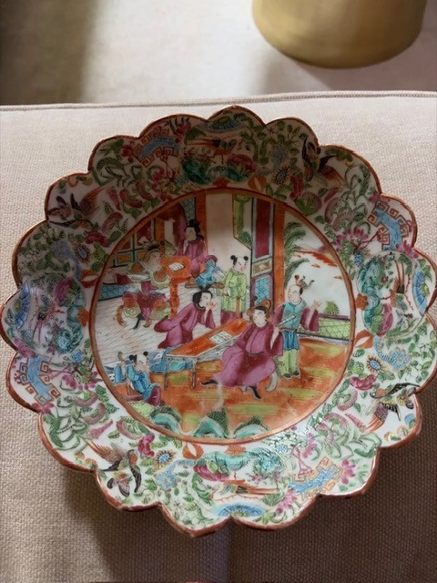 Antique 19th century Famille Rose Scalloped Porcelain Dish