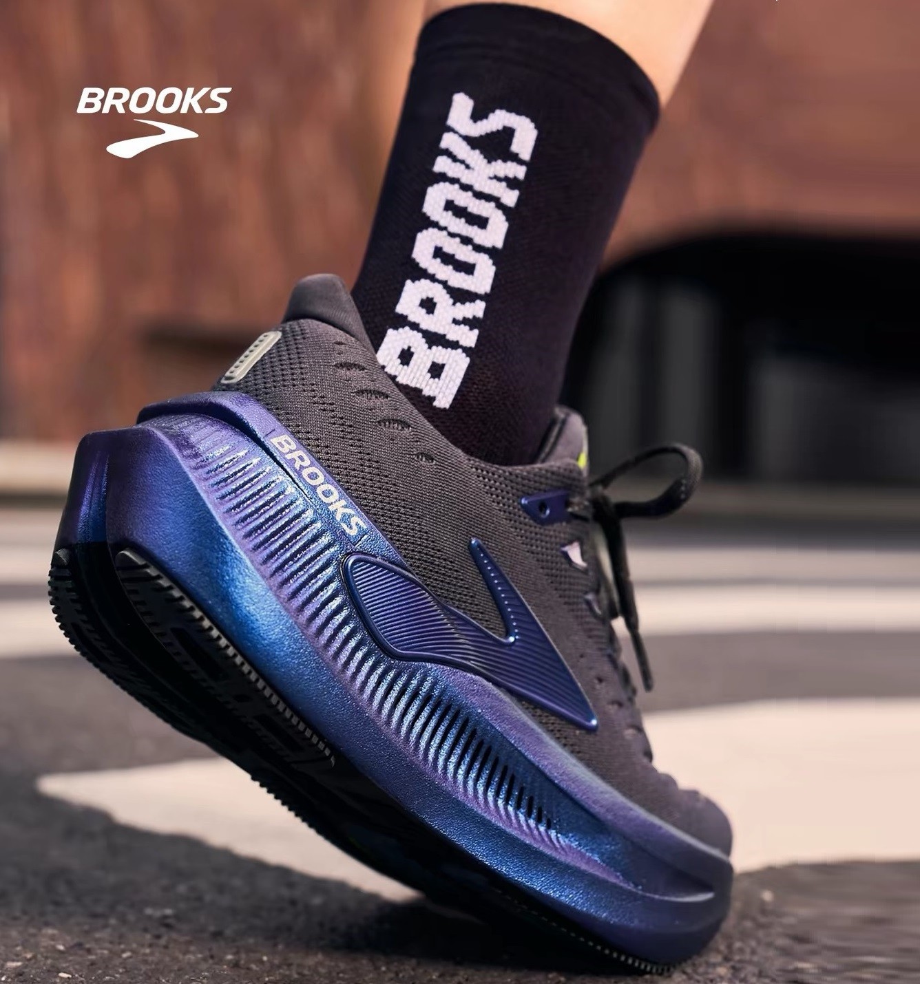 Brooks Glycerin Max 2 Men\'s Max Cushion Running Shoe Iridescent Blue No Box