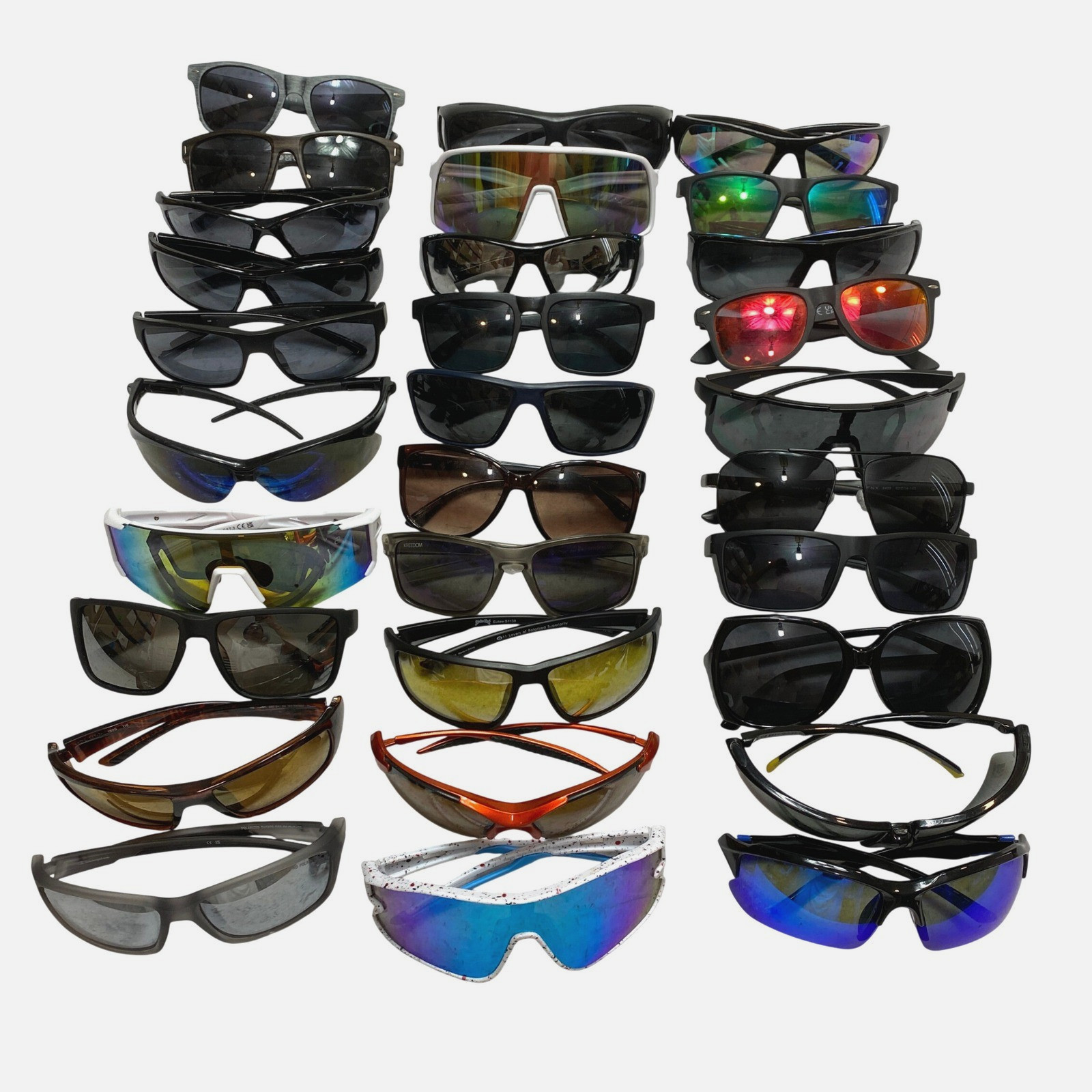 Lof Of 30 Mixed Brand Sunglasses Mens Womens OS Sport Bundle