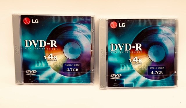Lot of 2 NEW LG DVD-R 4.7 GB VIDEO 1-4X RECORDABLE Single Sided SEALED Lot of 2 NEW LG DVD-R 4.7 GB VIDEO 1-4X RECORDABLE Single Sided SEALED