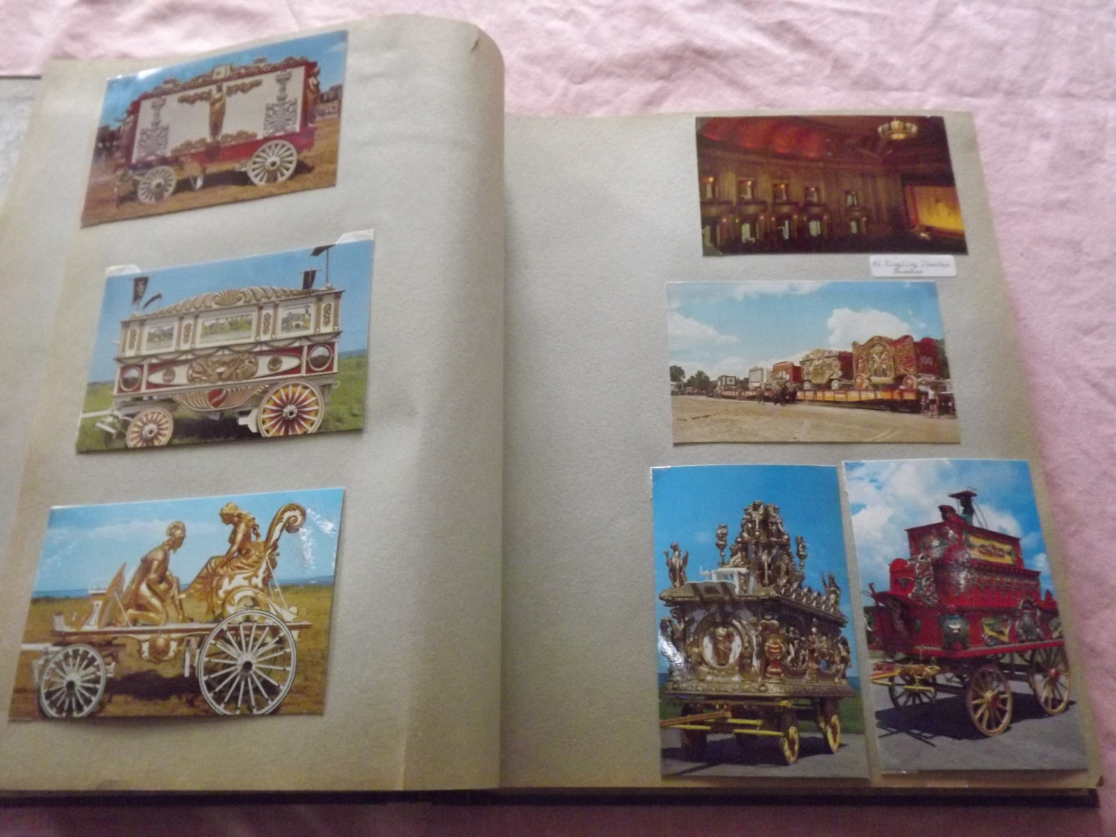 VINTAGE 1975 TRAVEL POSTCARDS ACROSS THE US TO ALASKA ALBUM VINTAGE 1975 TRAVEL POSTCARDS ACROSS THE US TO ALASKA ALBUM