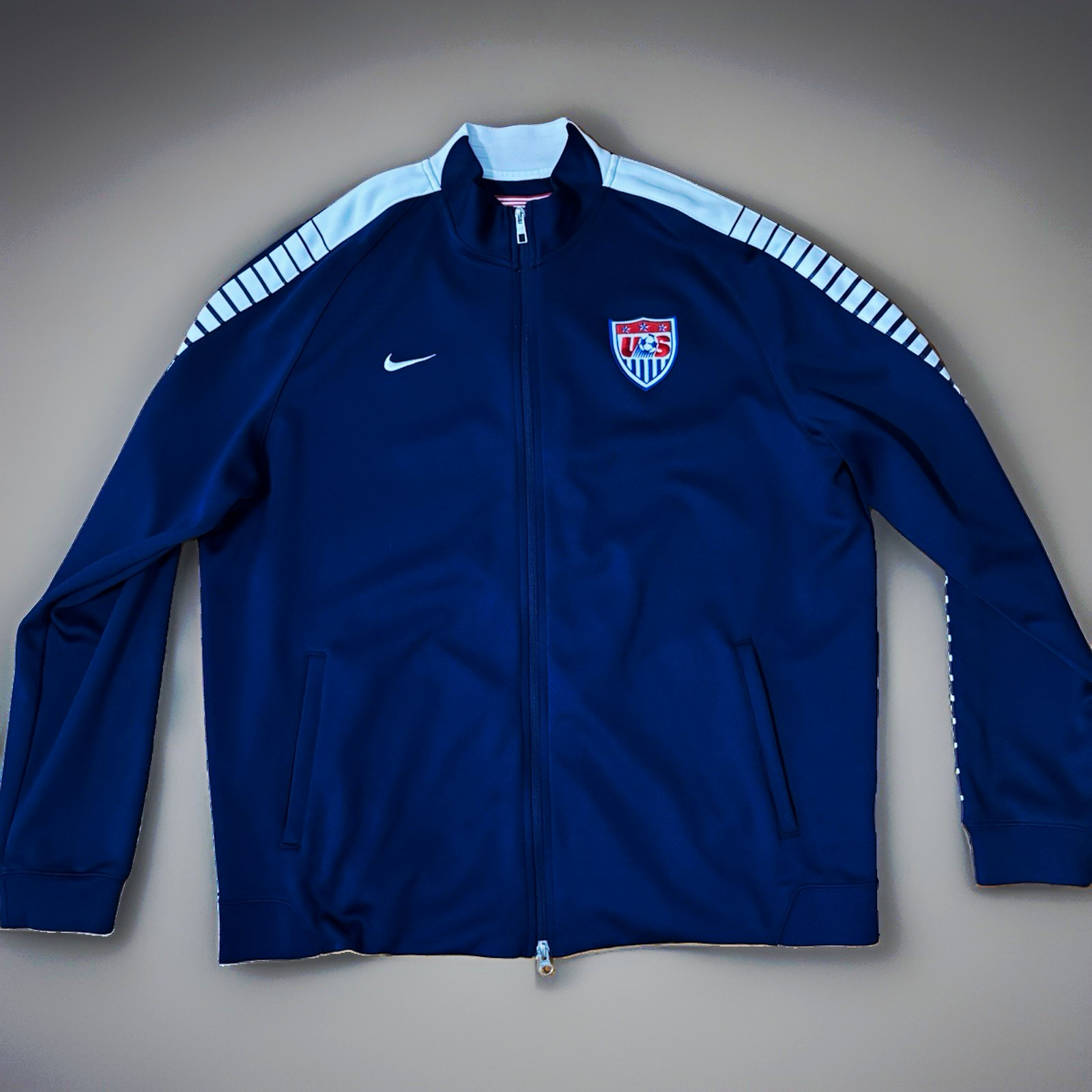 Nike USA Soccer National Team Full-Zip Jacket Blue/White - USMNT - 2XL Nike USA Soccer National Team Full-Zip Jacket Blue/White - USMNT - 2XL