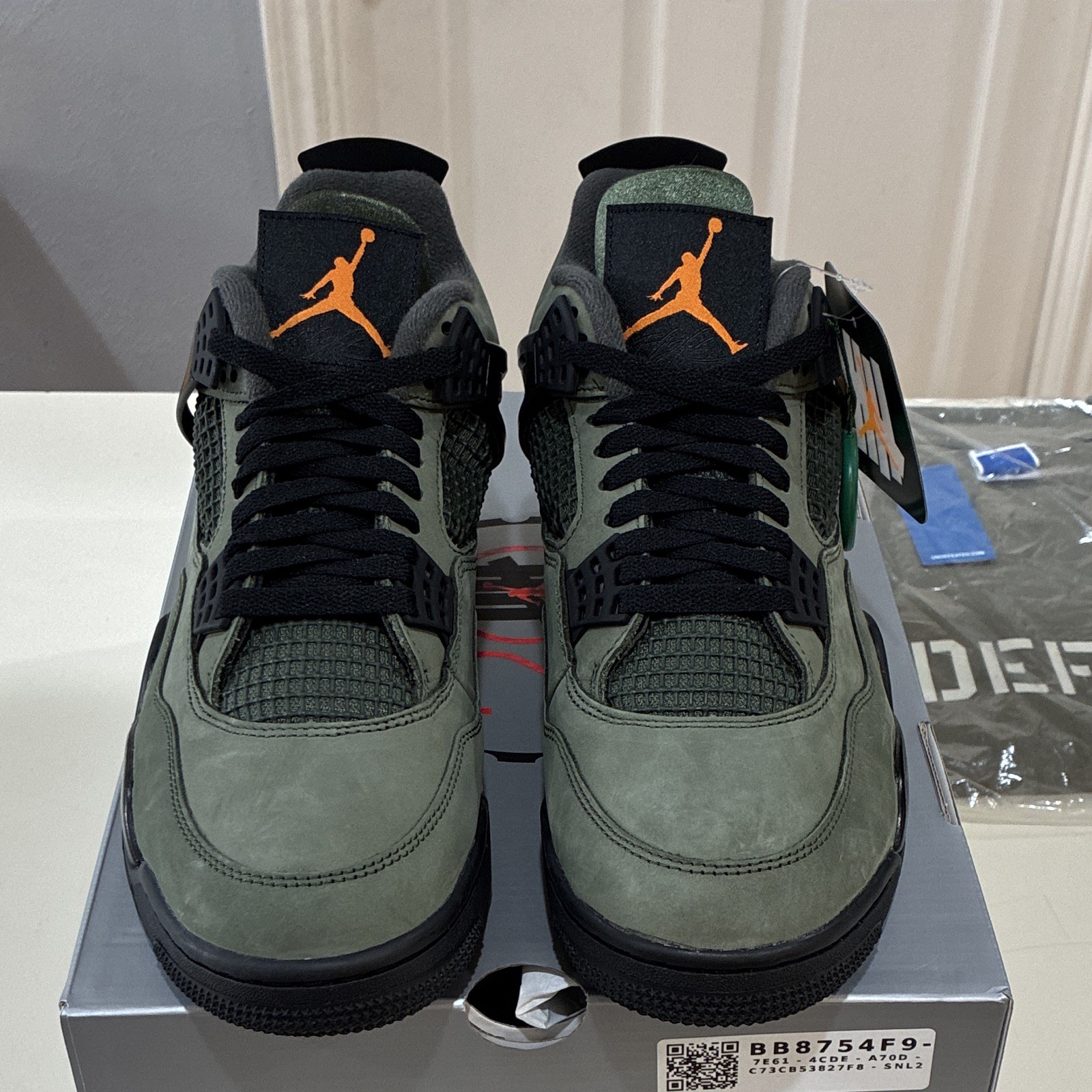 Air Jordan 4 Retro Men\'s Size 9.5 Undefeated 2025 IB1519-200 Brand New DS Air Jordan 4 Retro Men\'s Size 9.5 Undefeated 2025 IB1519-200 Brand New DS