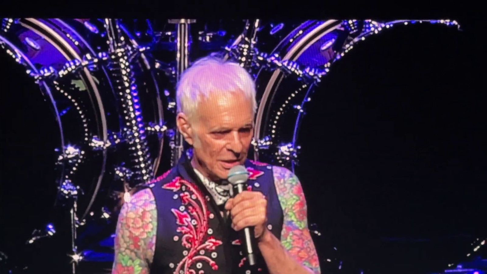 David Lee Roth - 2026-05-21 Niagara Falls, On EXTREMELY RARE VIDEO