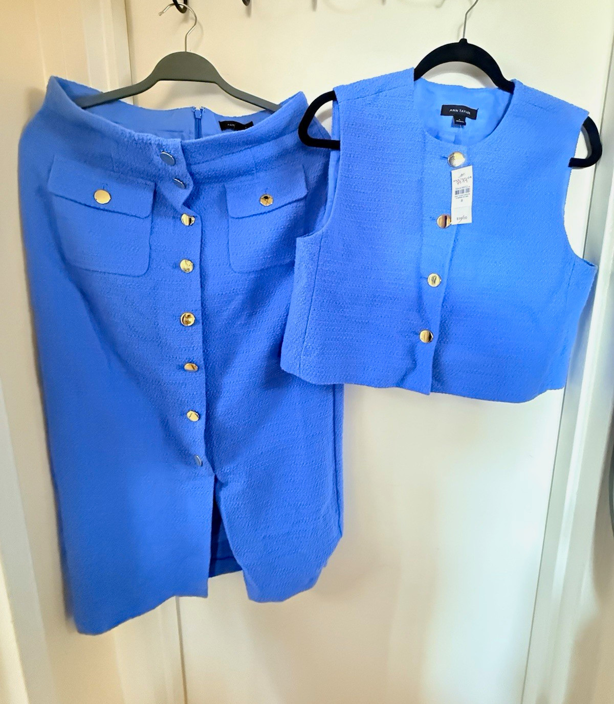NWT Ann Taylor Blue Bouclé 2pc Skirt & Vest Suit Set Size 8 with gold buttons NWT Ann Taylor Blue Bouclé 2pc Skirt & Vest Suit Set Size 8 with gold buttons