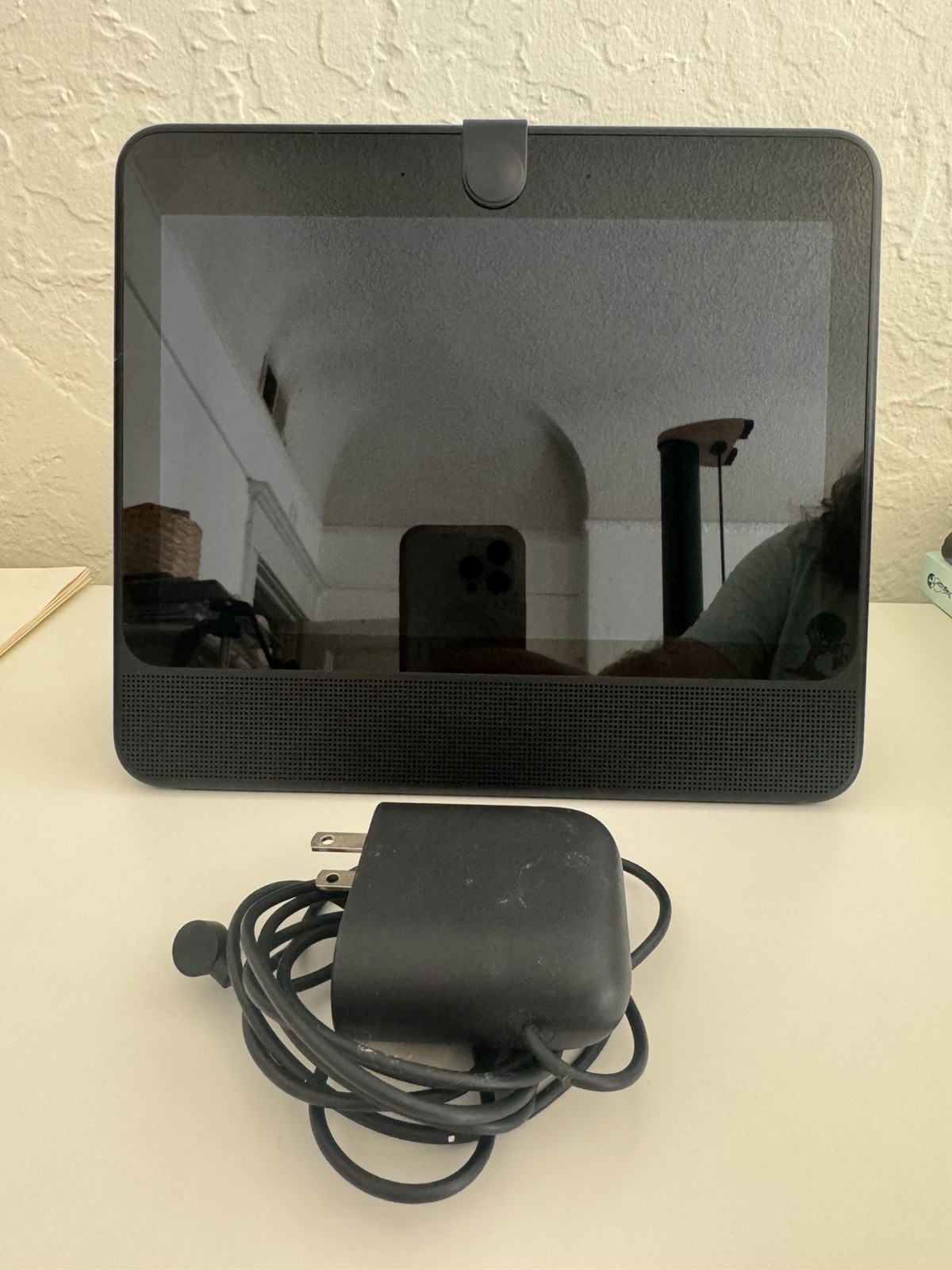 Meta Facebook Portal 1st Gen Black 10” Display Video Calls Alexa Original Box Meta Facebook Portal 1st Gen Black 10” Display Video Calls Alexa Original Box