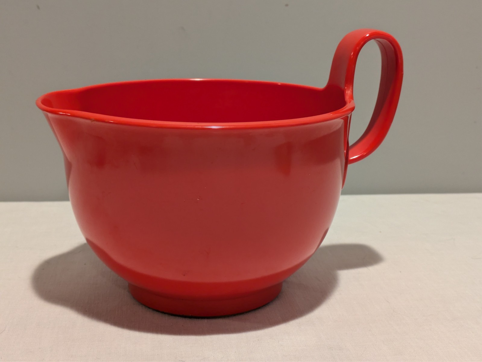 Vintage Dansk Gourmet Design Melamine 2.5 Qt 2.4 L Mixing Bowl Spout Handle/VGUC