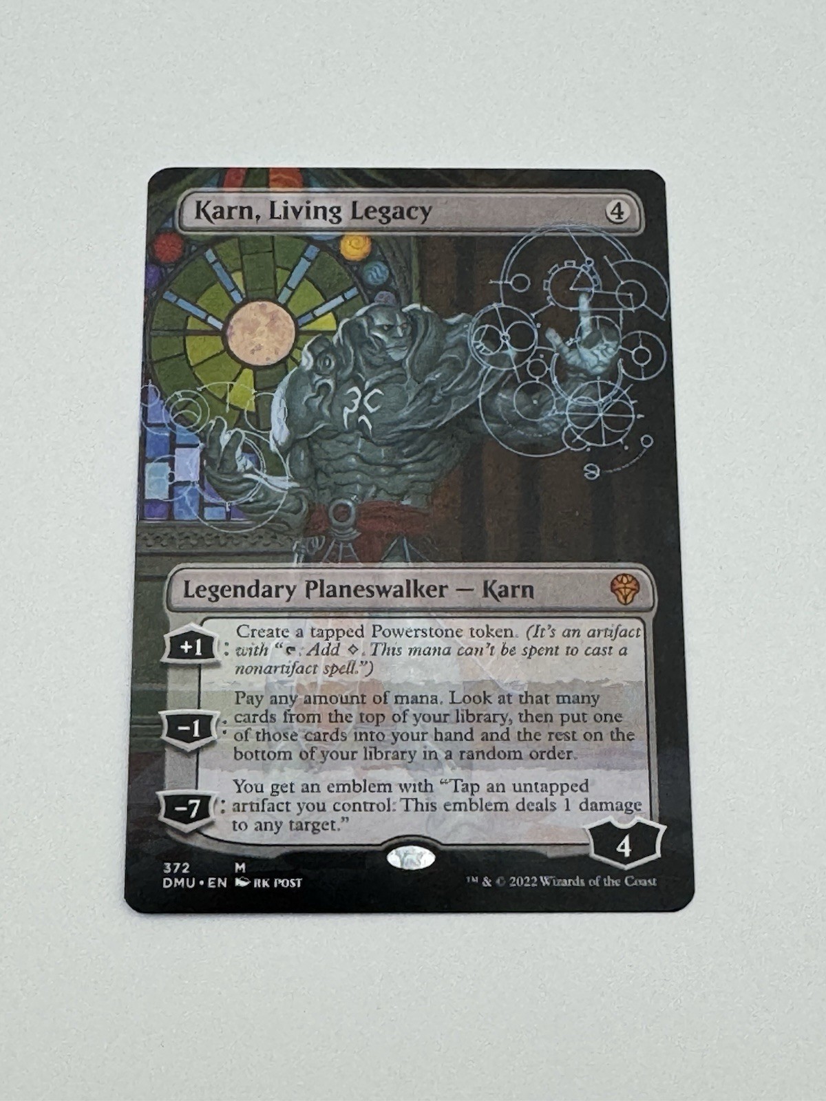 Karn, Living Legacy (Borderless) #372 (NM) Dominaria United DMU Magic MTG