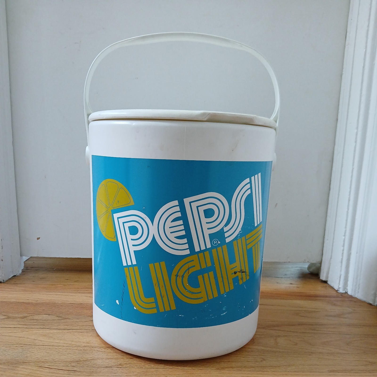 Vintage 1976 Pepsi Light Beach/Barbecue Cooler 14