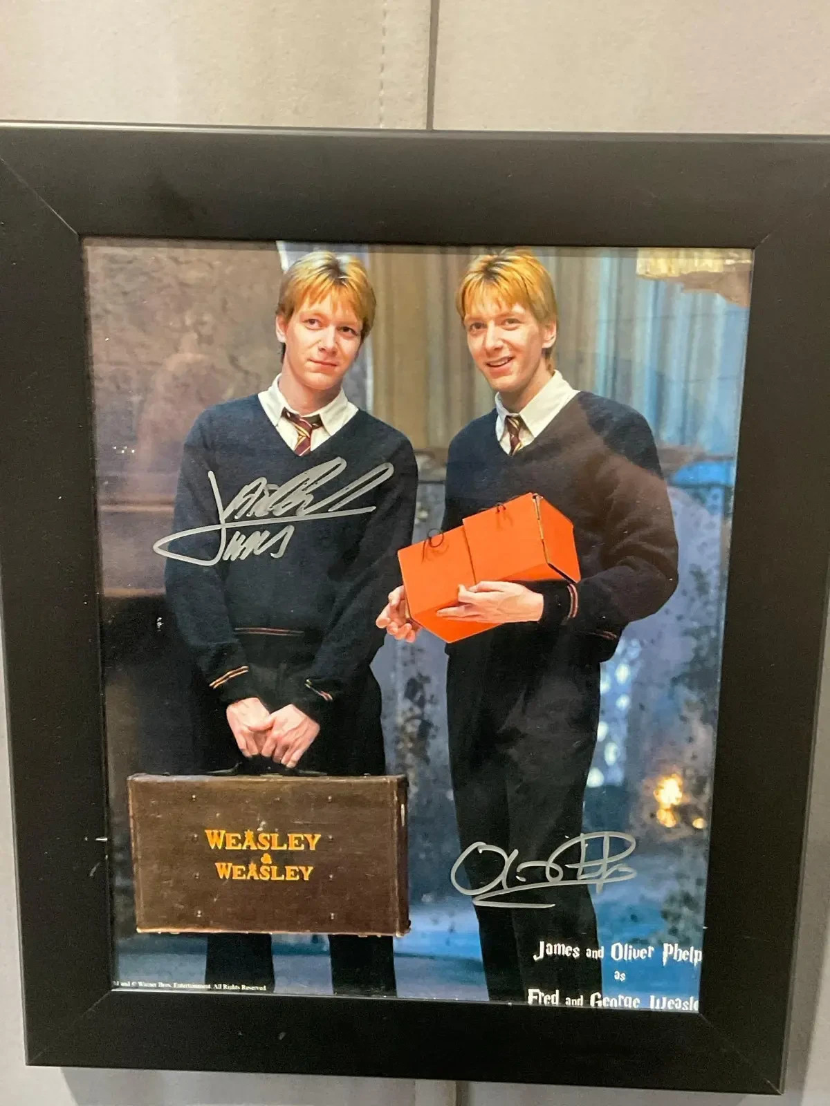 Harry Potter Dual Signed Photo Oliver & James Phelps Fred  George Weasley