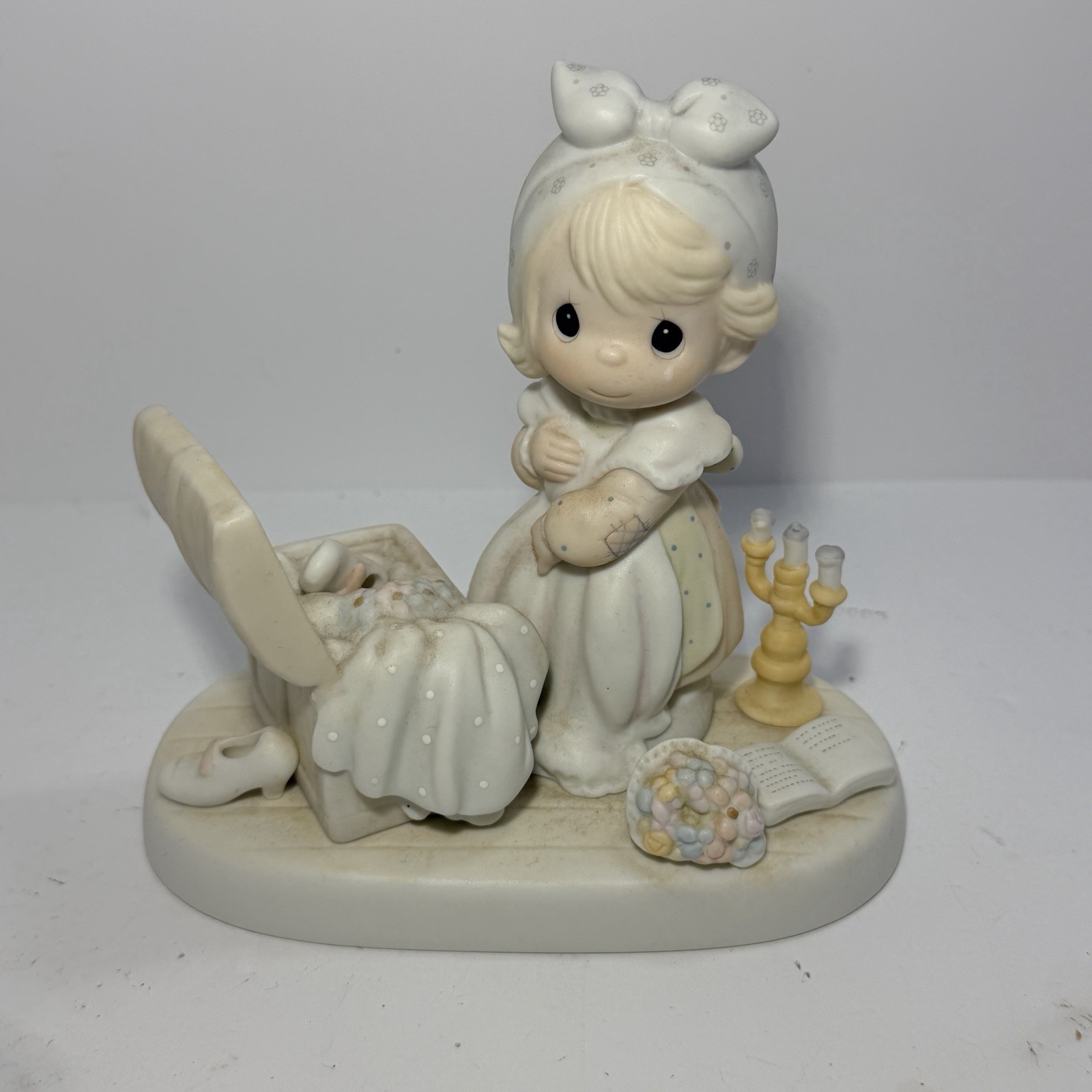 Precious Moments 1983 Figurine - “Precious Memories