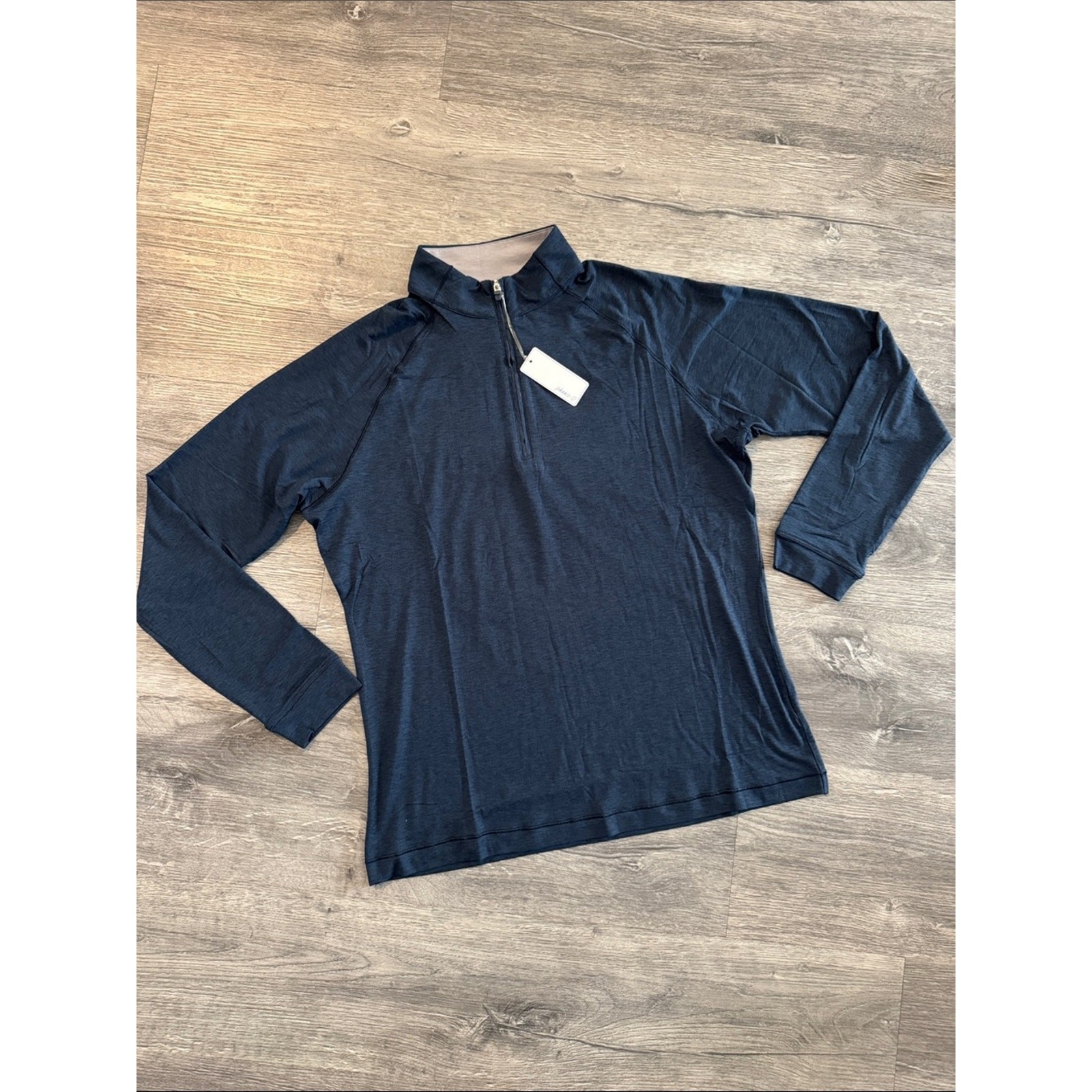 NWT Johnnie-O Women\'s Freeborne 1/4 Zip Lightweight Navy Pullover Size Medium