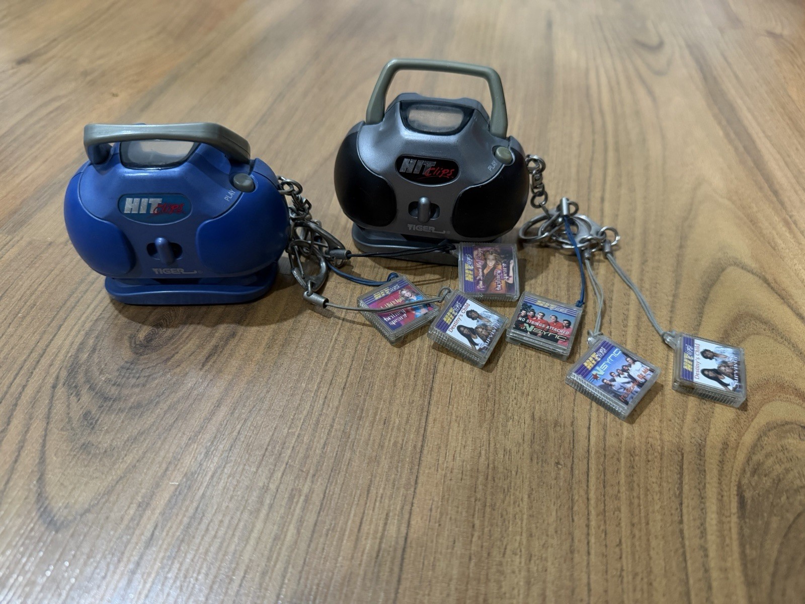 Vintage Tiger Electronics Hit Clips Music Player Boombox set *see Description