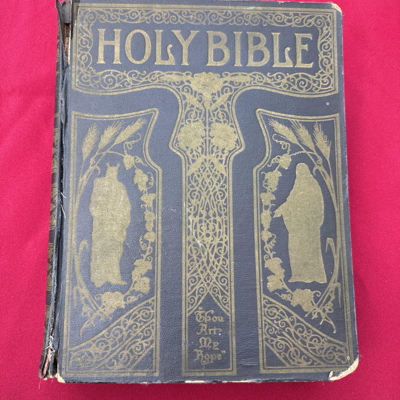 Holy Bible Vintage Holman Large 20th Century Edition 1930\'s 1940\'s Antique Book