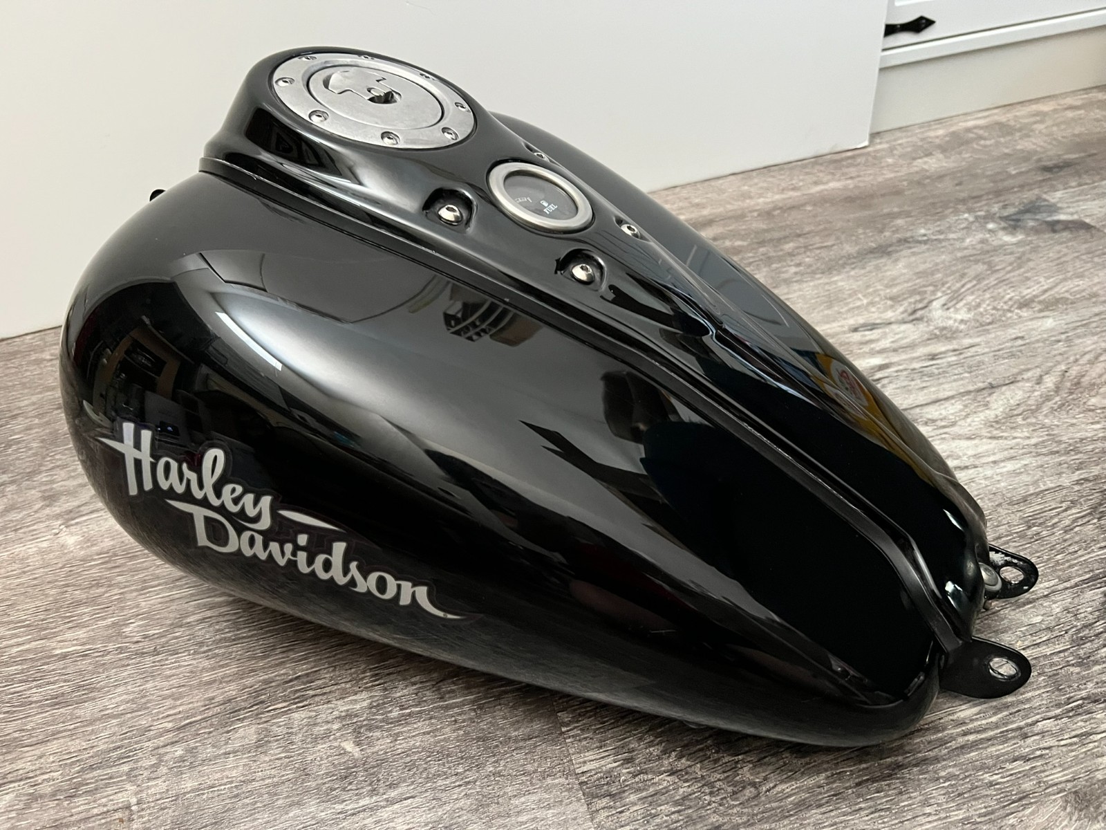 2010 Harley-Davidson Dyna Street Bob OEM Fuel Tank Gloss Black w/ Gauge & Pump