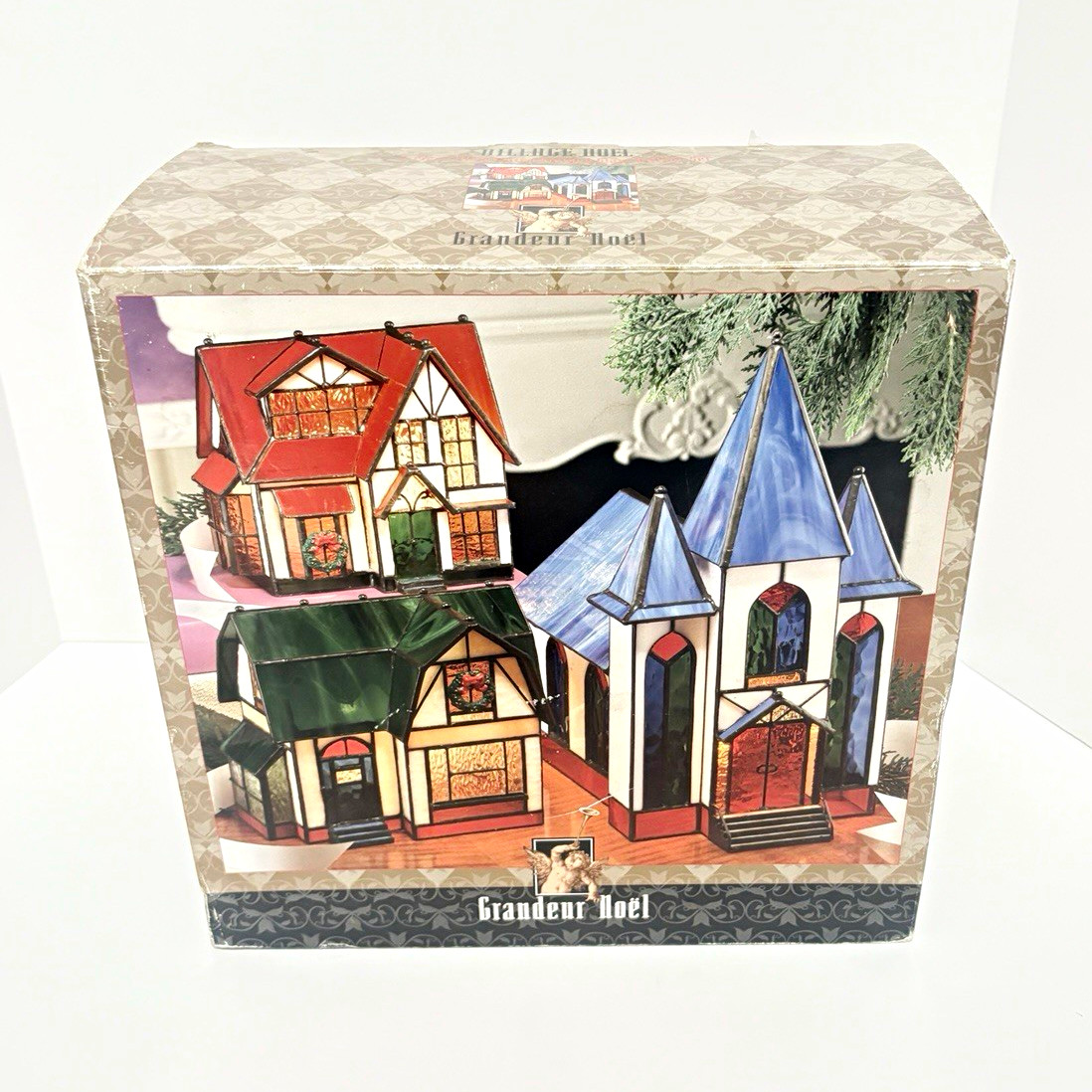 Grandeur Noel Village Noel 3pc Illuminated real Stained Glass Village Set Boxed. Grandeur Noel Village Noel 3pc Illuminated real Stained Glass Village Set Boxed.