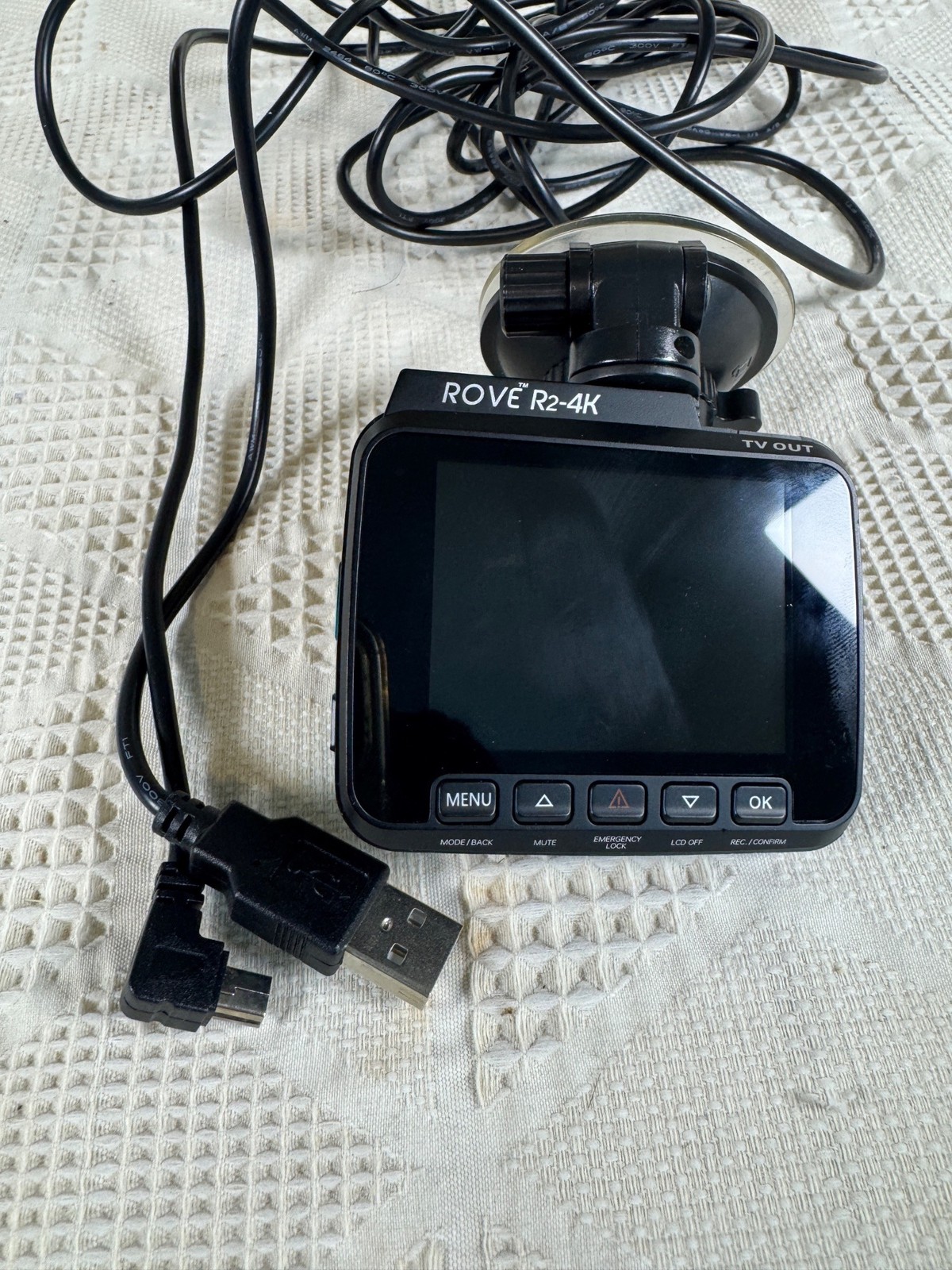 Rove R2-4K Dash Cam With GPS 4K UHD Recording WiFi USB Cable Suction Mount Black