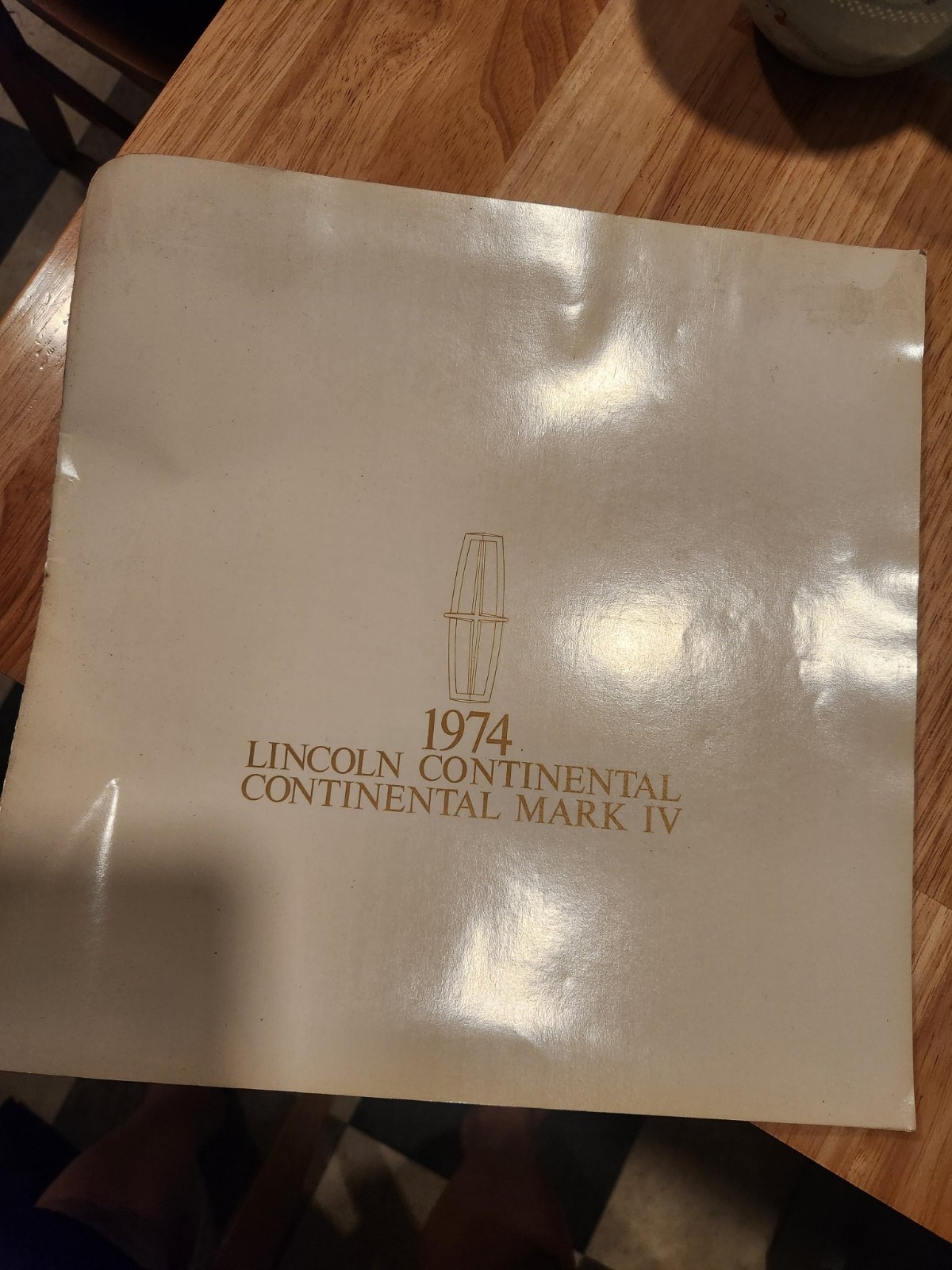 1974 Lincoln Continental Mark IV Deluxe Sales Brochure OEM Original Catalog 1974 Lincoln Continental Mark IV Deluxe Sales Brochure OEM Original Catalog