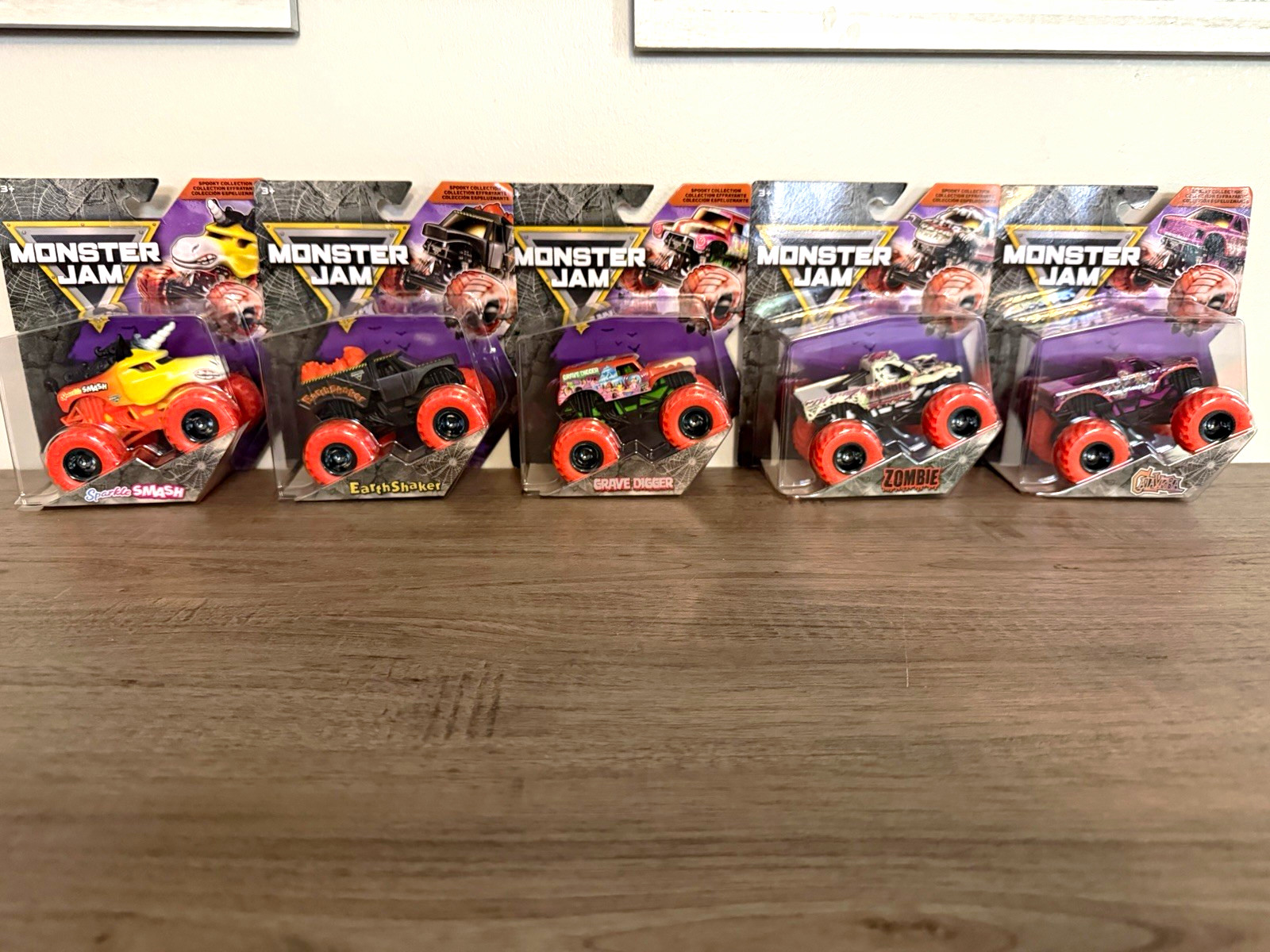 Monster Jam Spooky Collection: 5/6 Set Monster Jam Spooky Collection: 5/6 Set