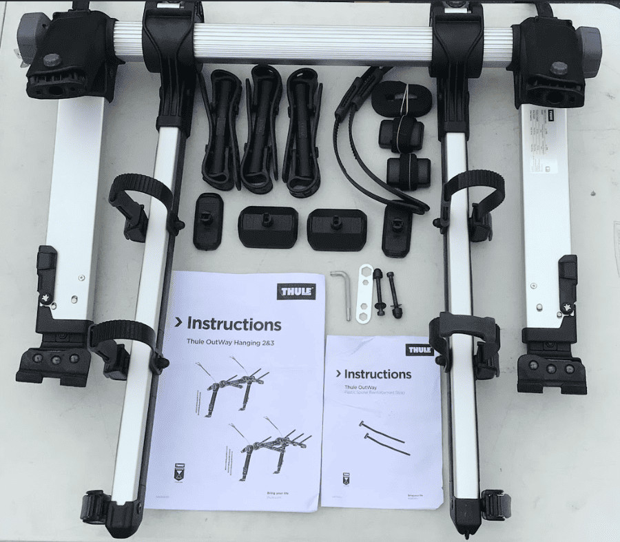 Thule Outway Trunk Rack - 3-Bike, White/Black
