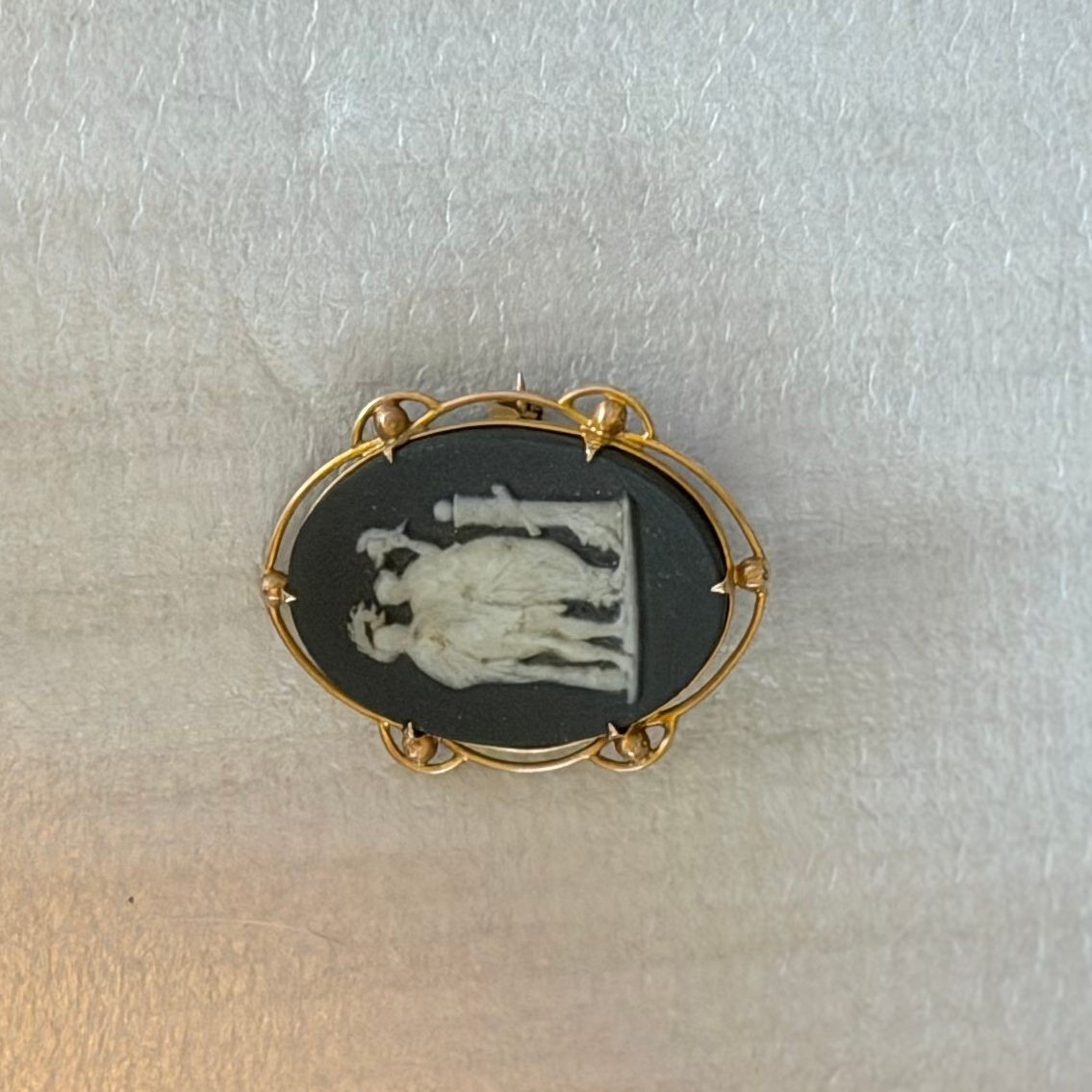 Antique Victorian 10K Gold Black Wedgwood Jasperware Cameo Pin Brooch C Clasp