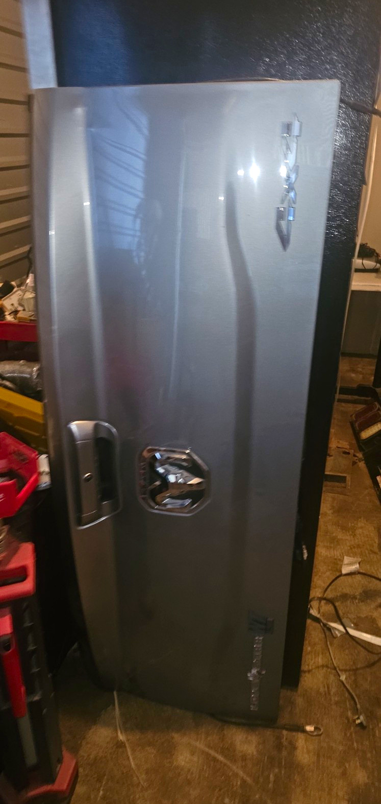 19-26 Ram 2500 3500 4500 Lonestar Tailgate No CAMERA. Used