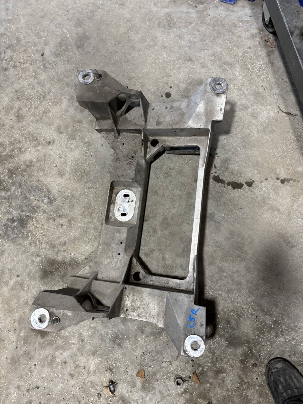 1999-2004 C5 Corvette Oem Rear Subframe Crossmember Suspension Cradle 99-04