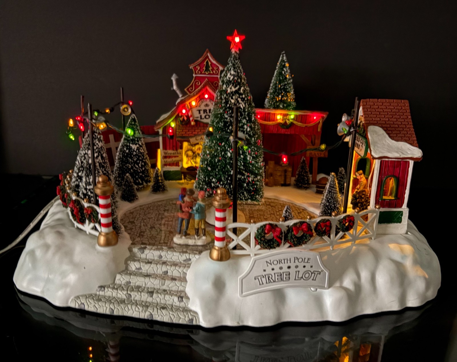 Lemax Animated North Pole Christmas Tree Lot Fiber Optic ~ Tested/Working