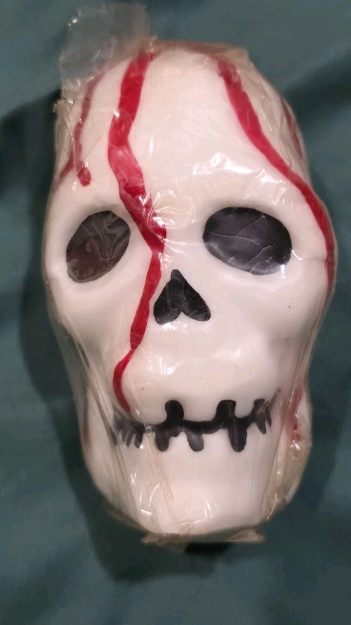 Vintage Robert Alan Bleeding Skull Candle Halloween NOS Sealed Hand Painted 5\