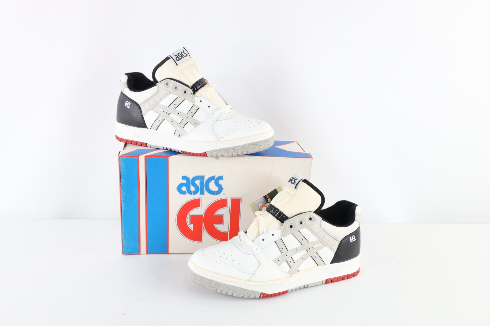 NOS Vintage 90s Asics Mens 11 Spell Out Gel Rage Lo Sneakers Shoes White AS IS