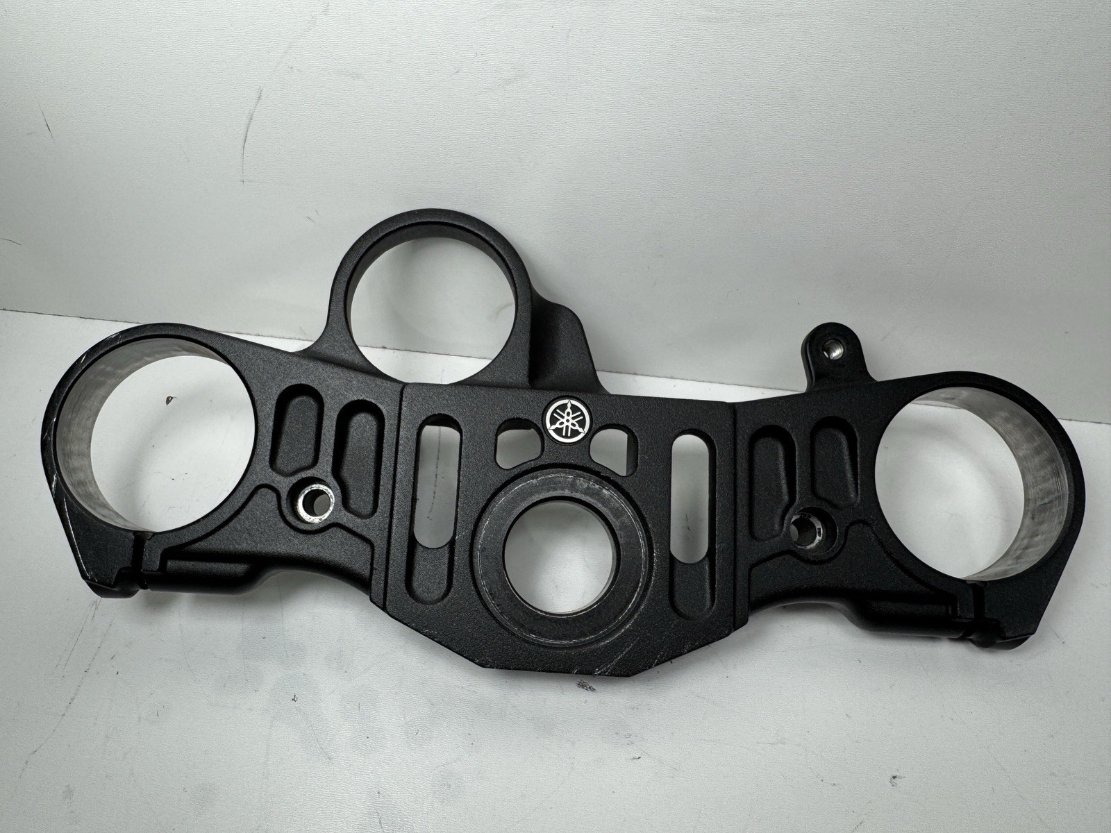 2009-2014 Yamaha YZF-R1 OEM Upper Triple Tree Clamp Top Yoke 14B-23435-10-00